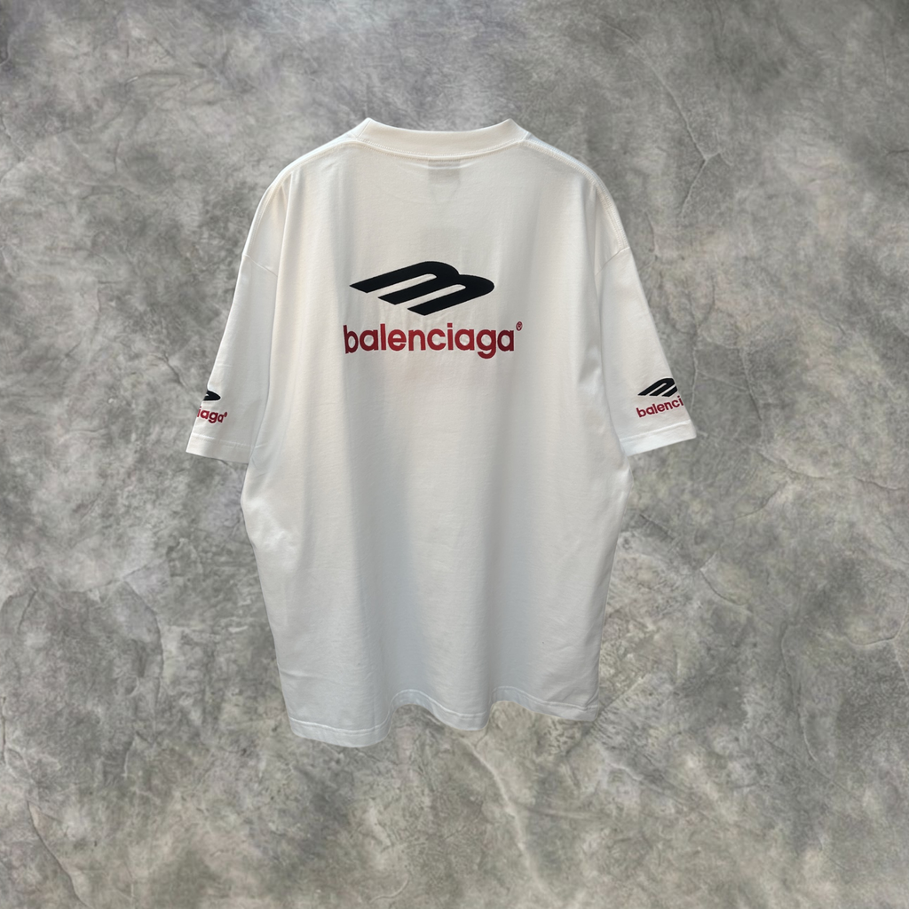Elvare Club® T-Shirt