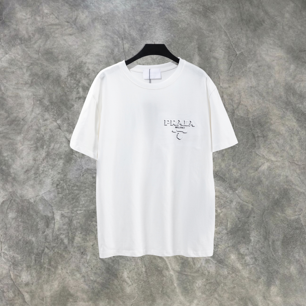 Elvare Club® T-shirt