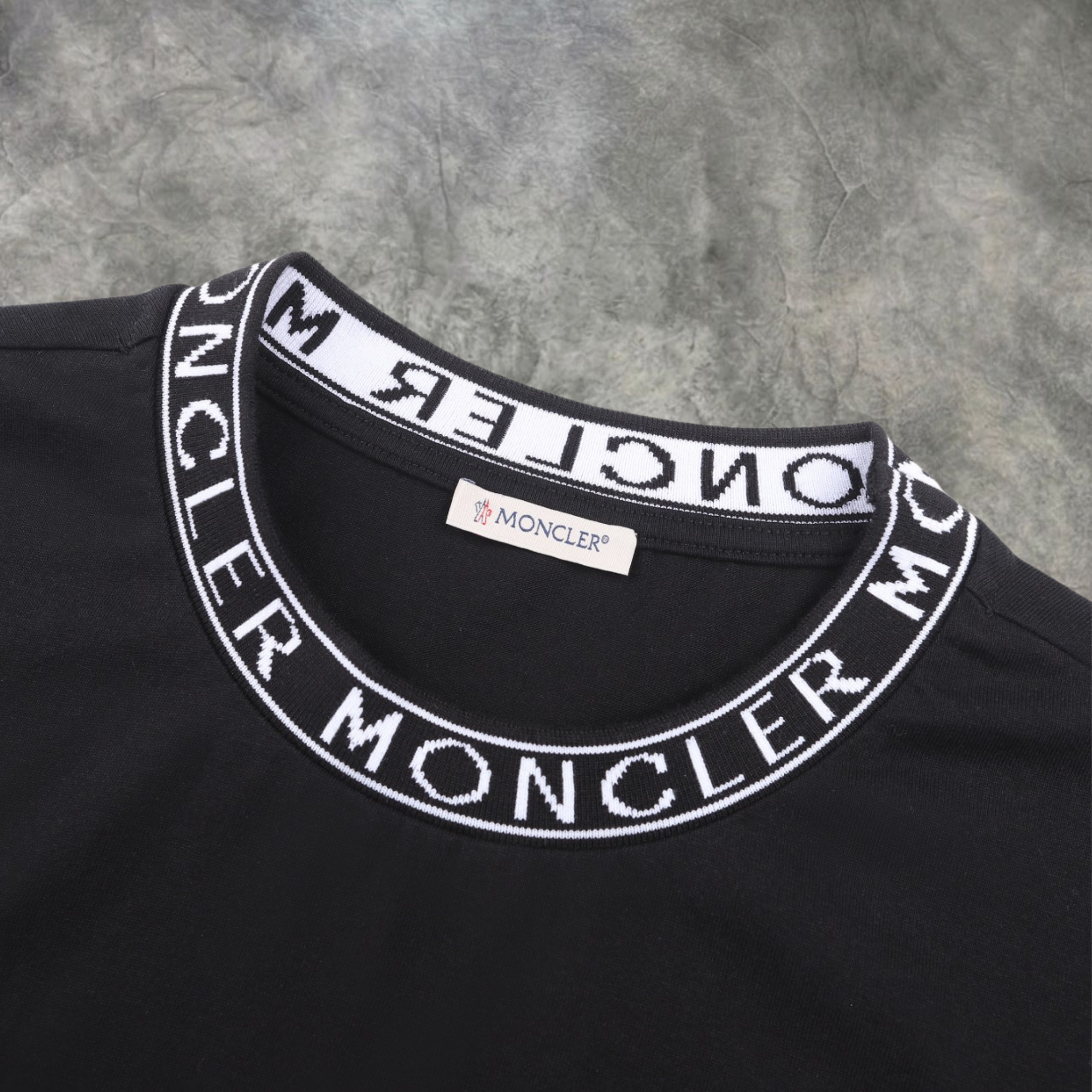Elvare Club® T-shirt