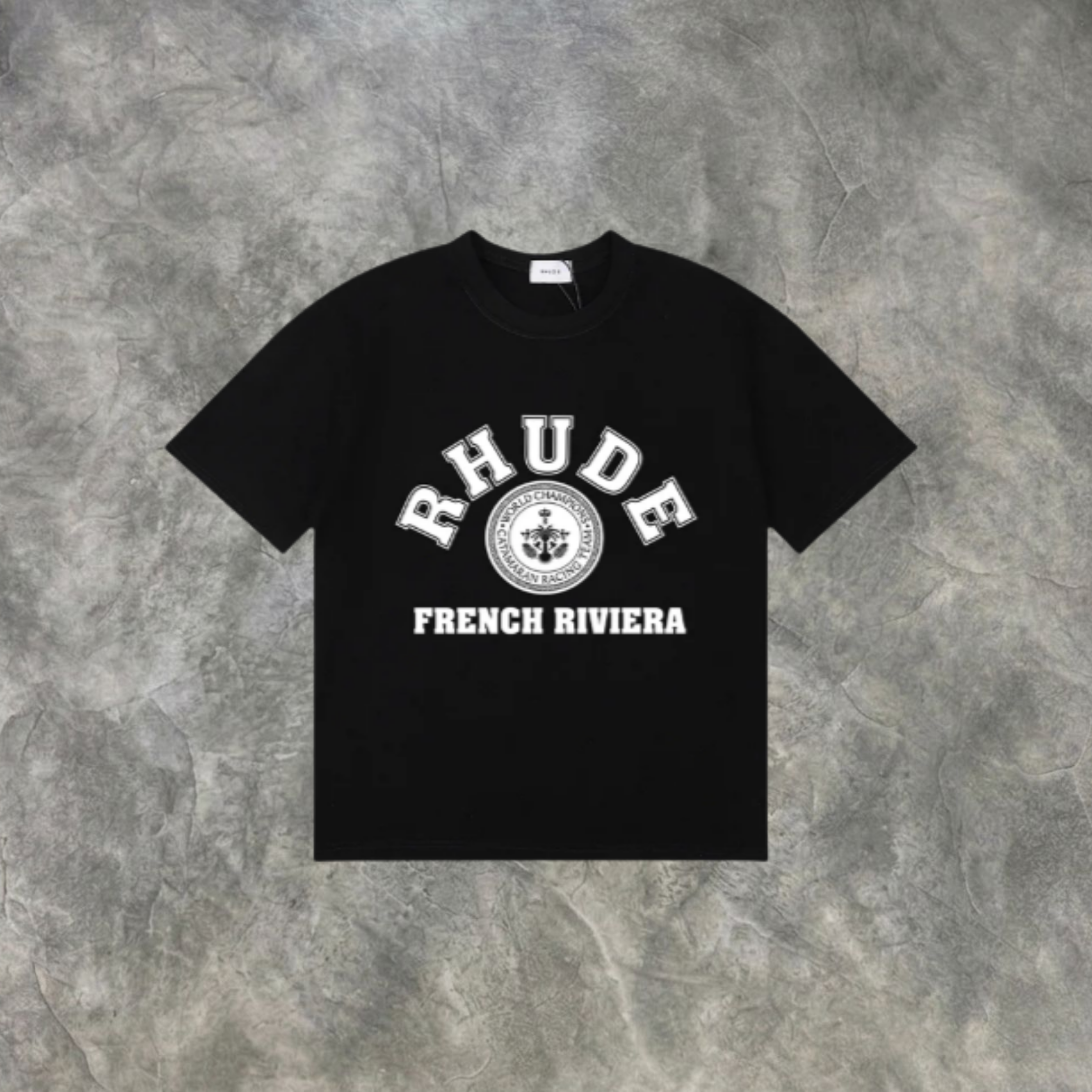 Elvare Club® T-Shirt