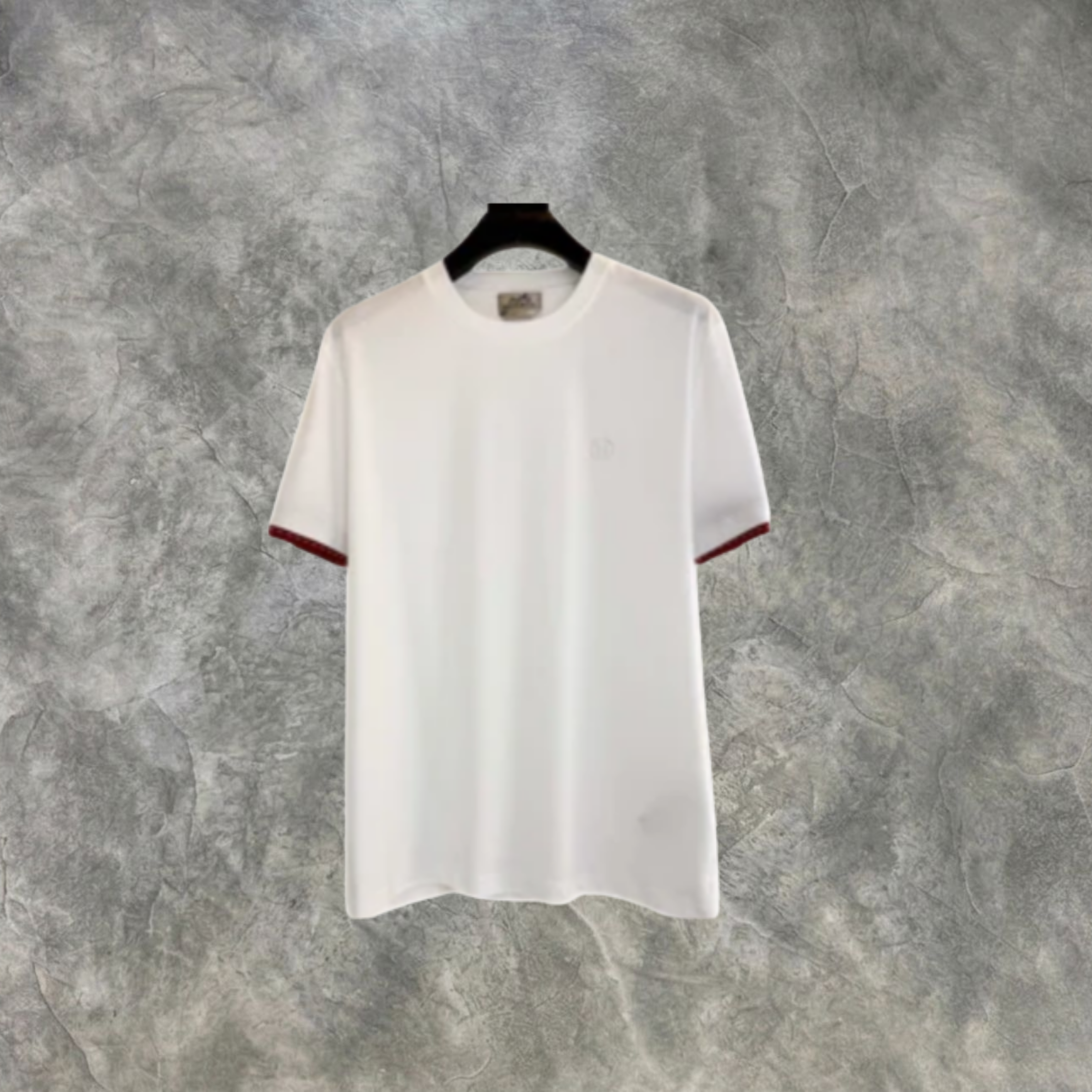 Elvare Club® T-Shirt
