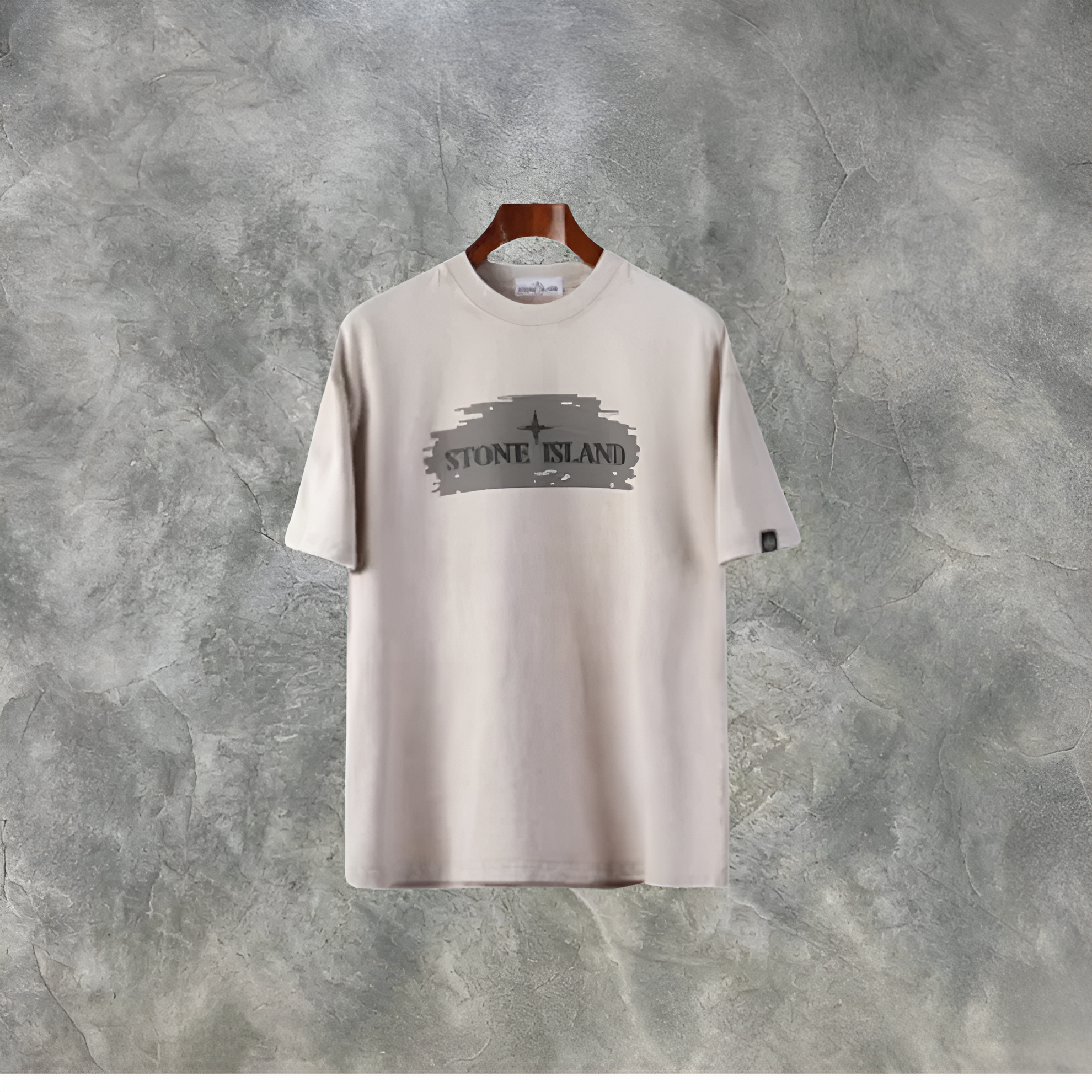 Elvare Club® T-Shirt