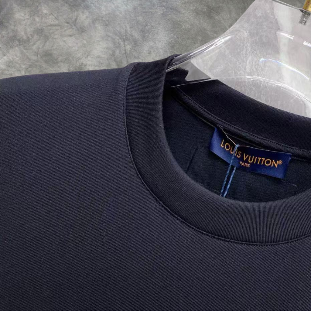 Elvare Club® T-shirt