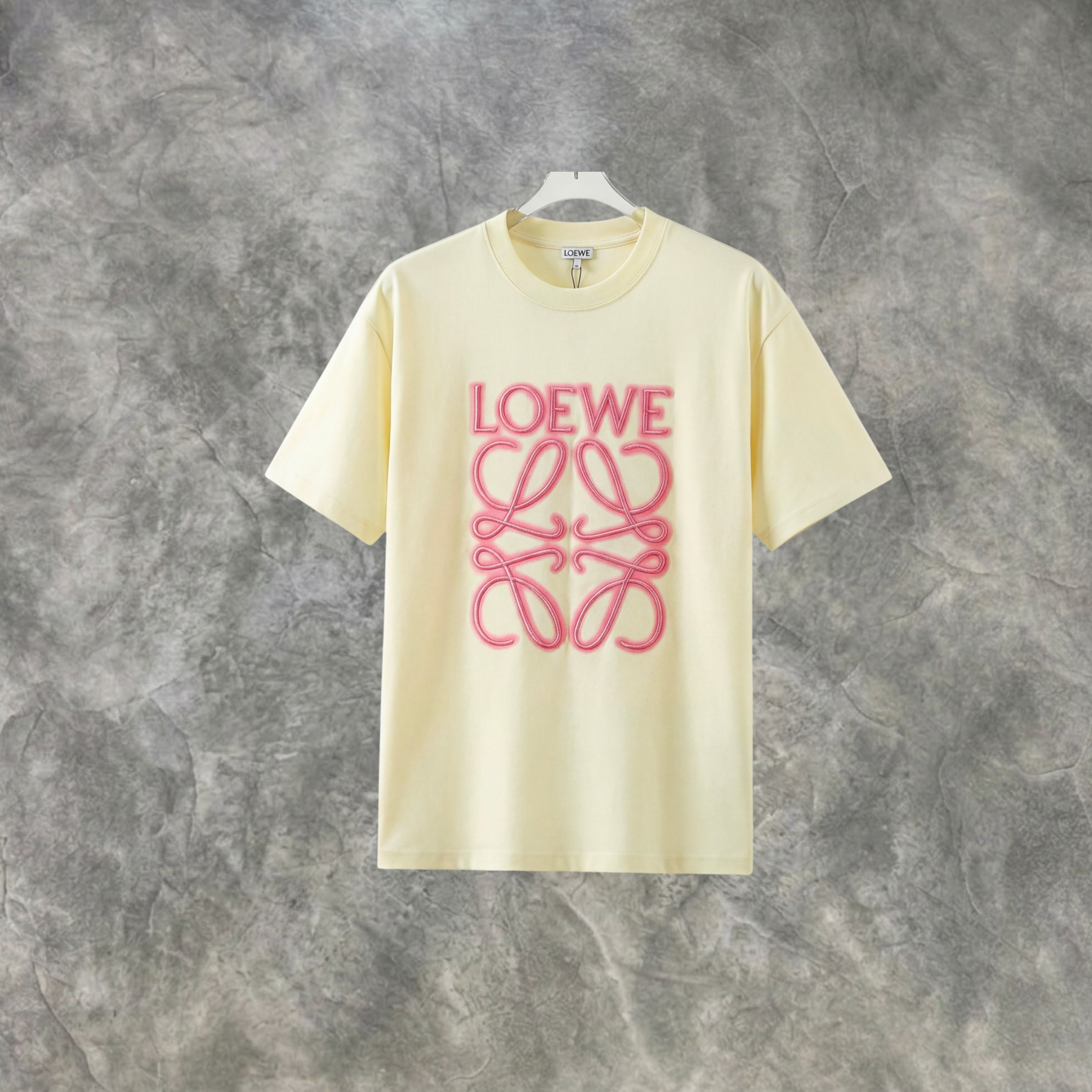 Elvare Club® T-Shirt