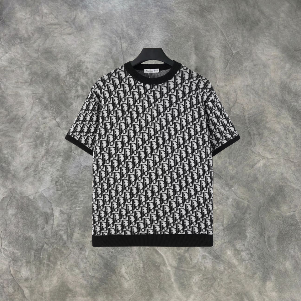 Elvare Club® T-shirt