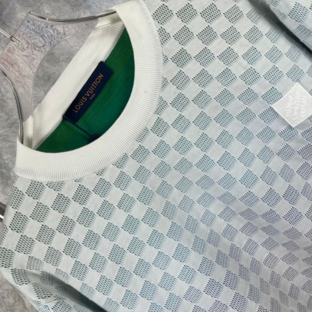 Elvare Club® Sweater