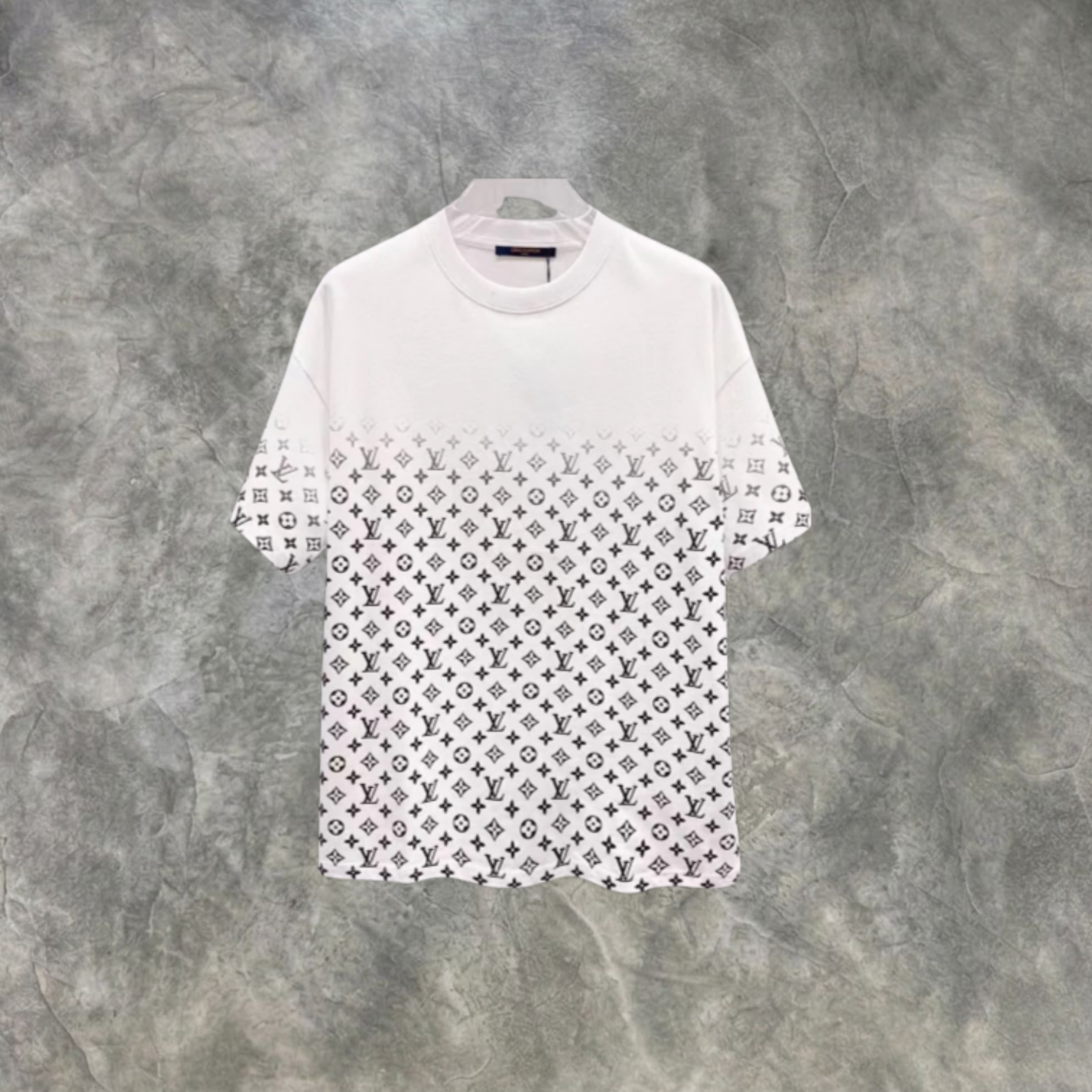 Elvare Club® T-Shirt