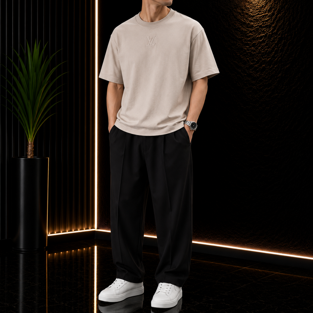 Elvare Club® T-Shirt