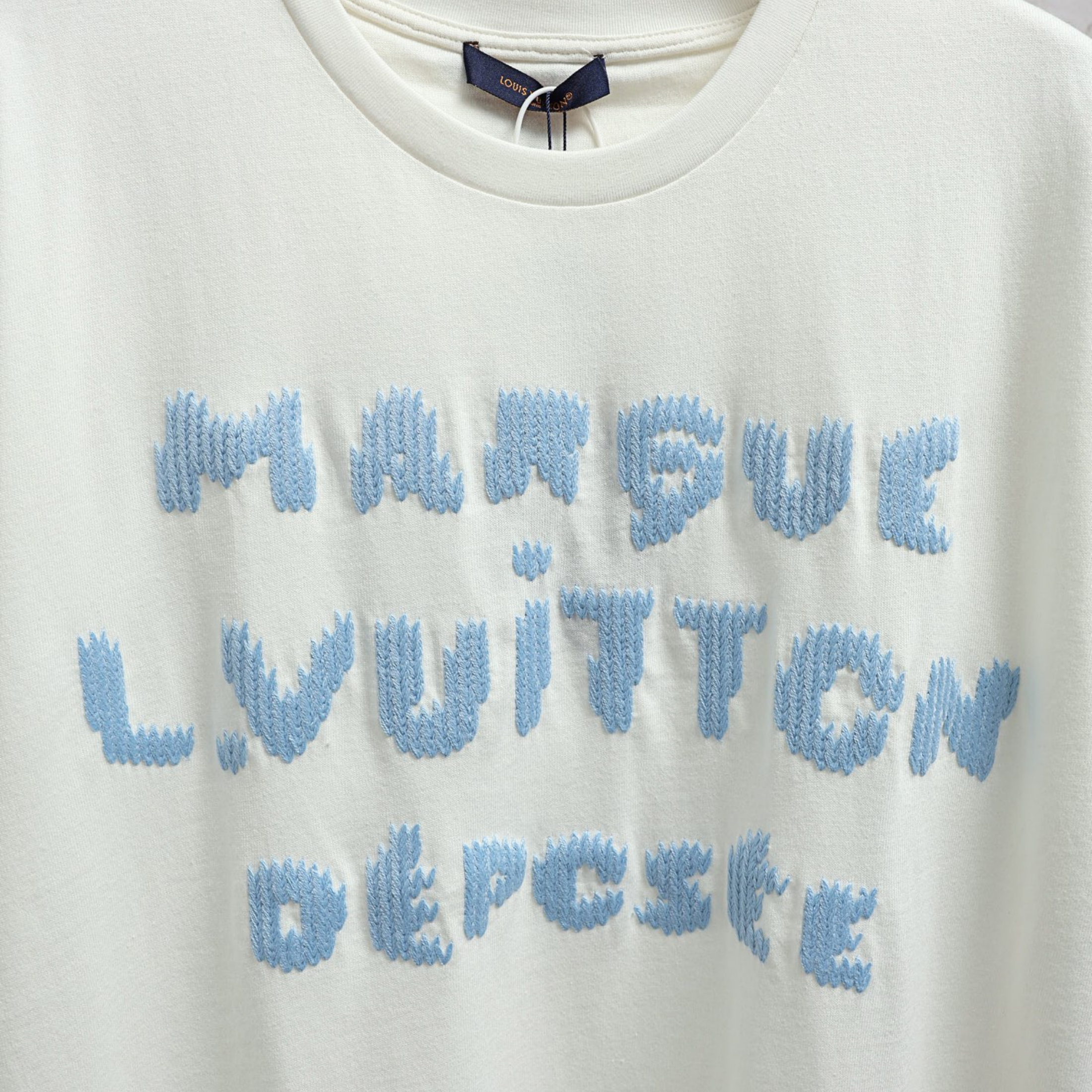 Elvare Club® T-Shirt