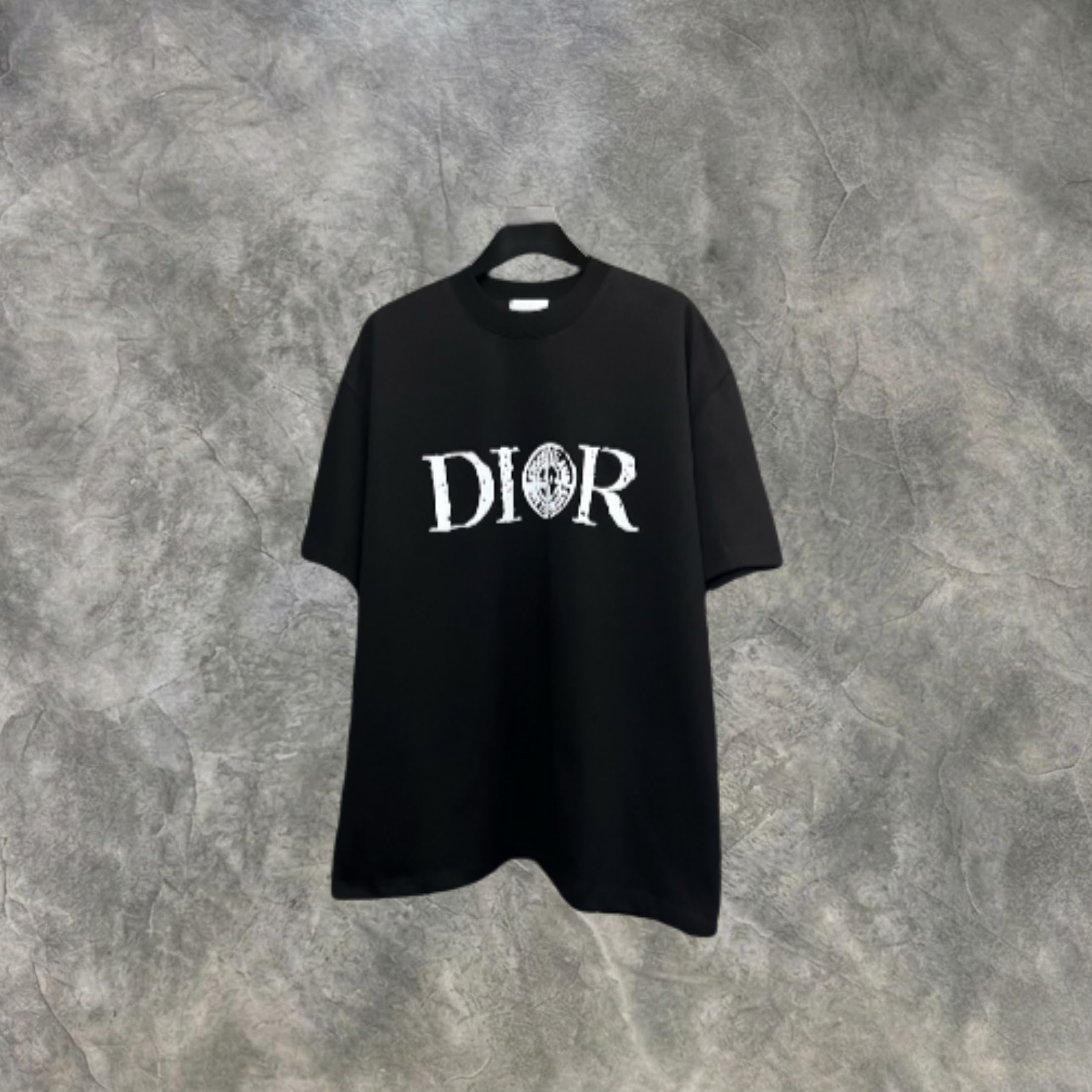 Elvare Club® T-Shirt