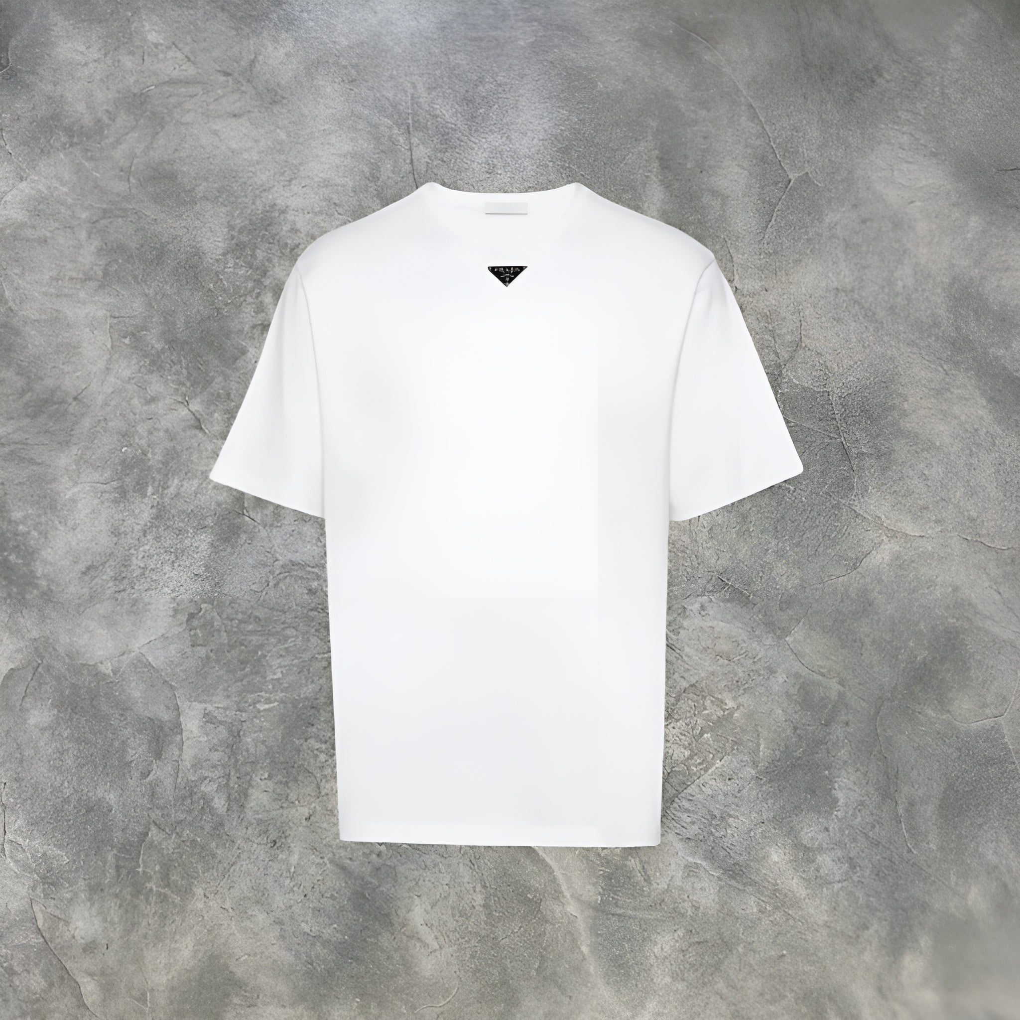 Elvare Club® T-Shirt