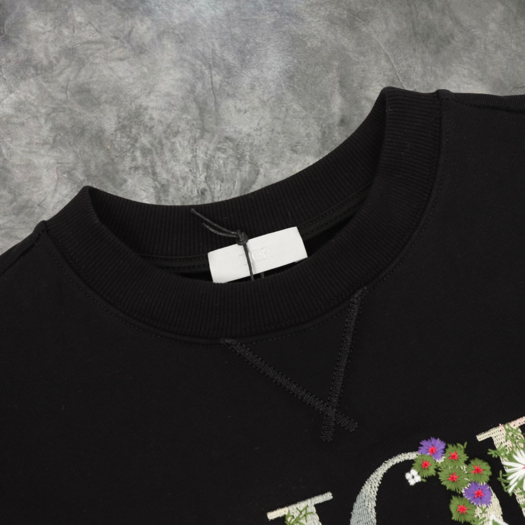 Elvare Club® Sweater