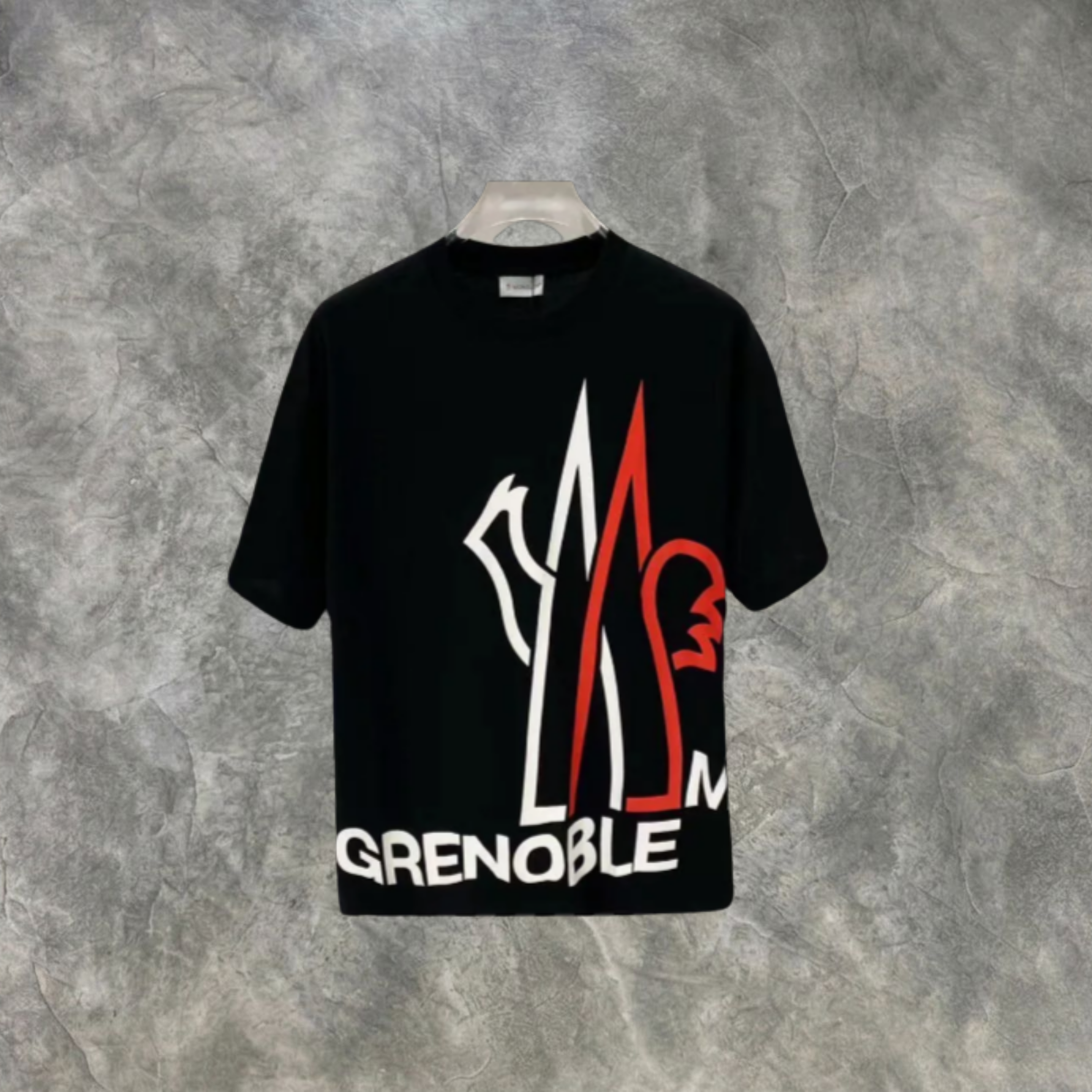 Elvare Club® T-Shirt