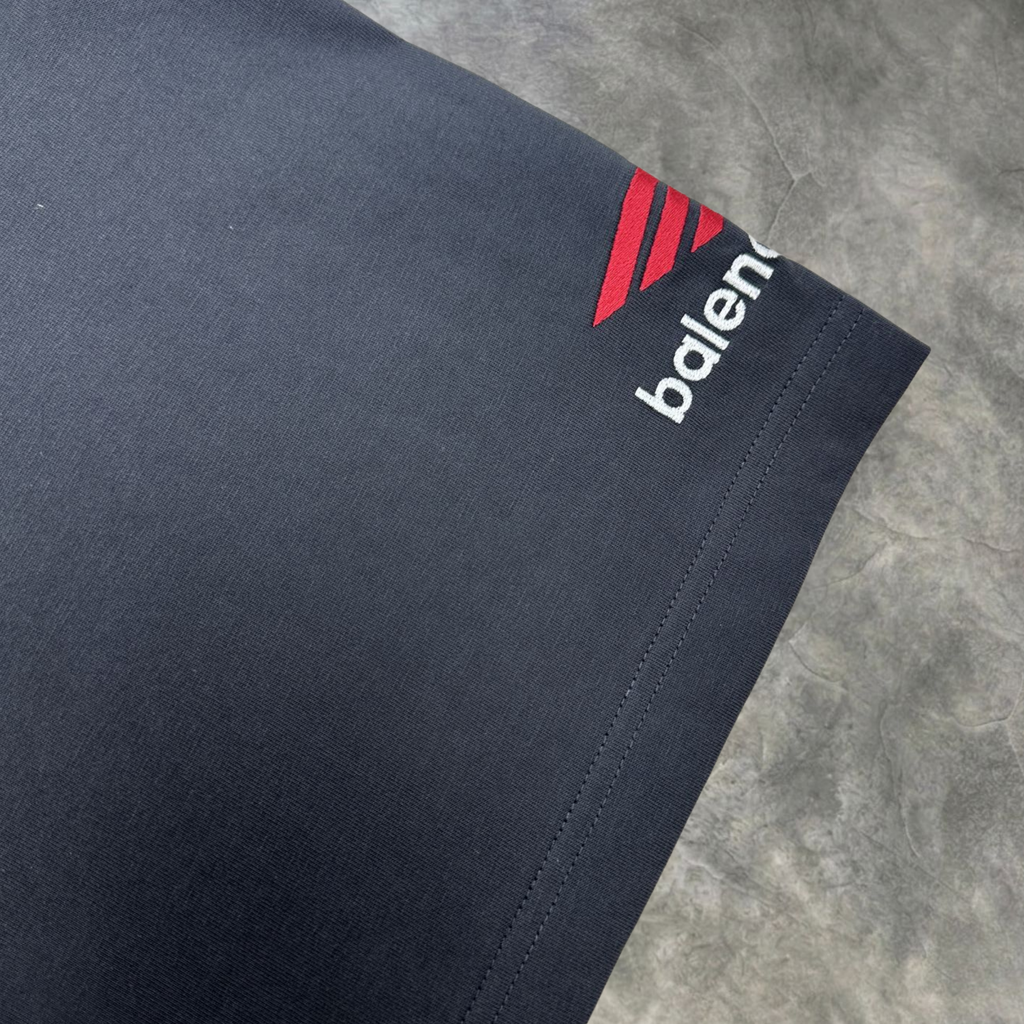 Elvare Club® T-Shirt