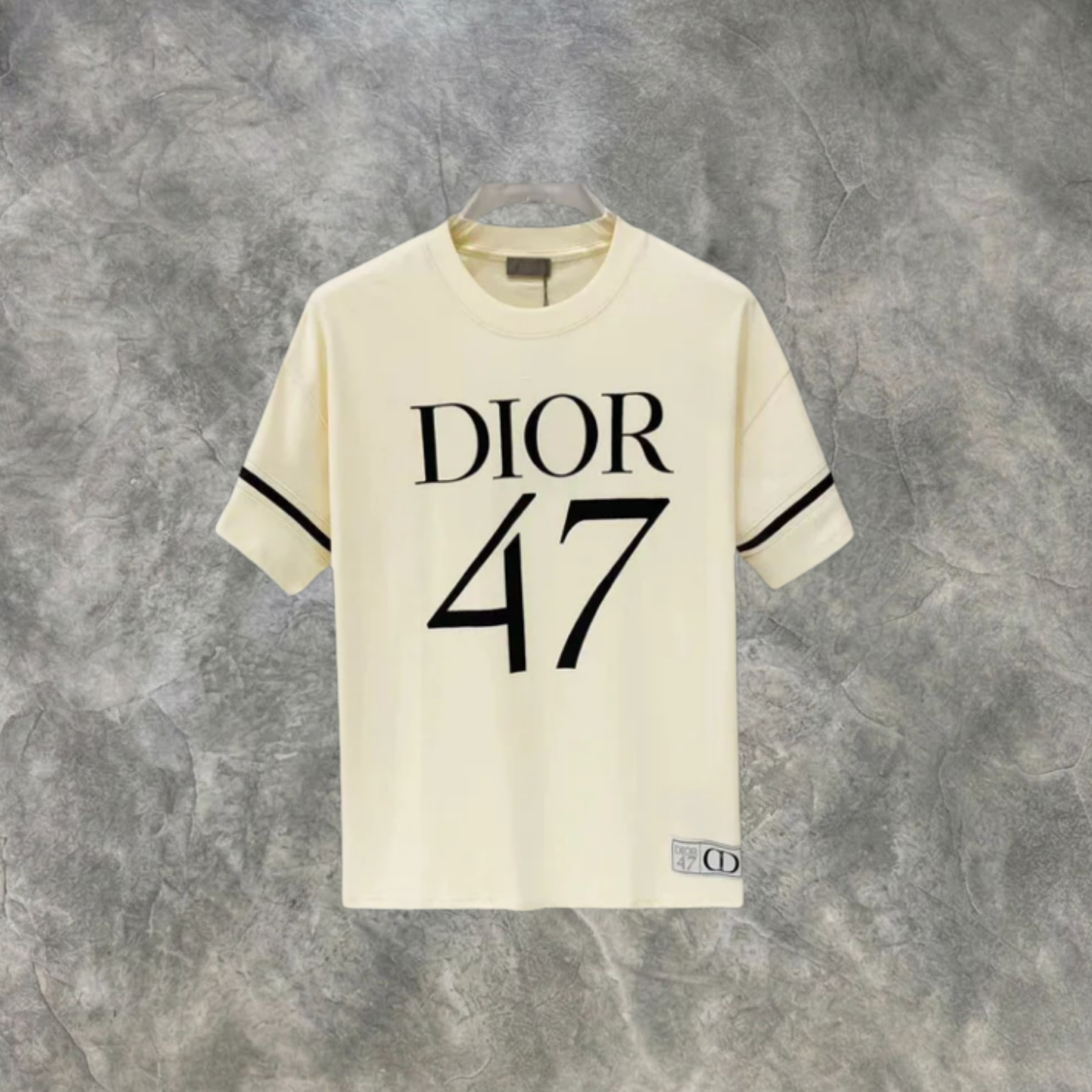 Elvare Club® T-Shirt