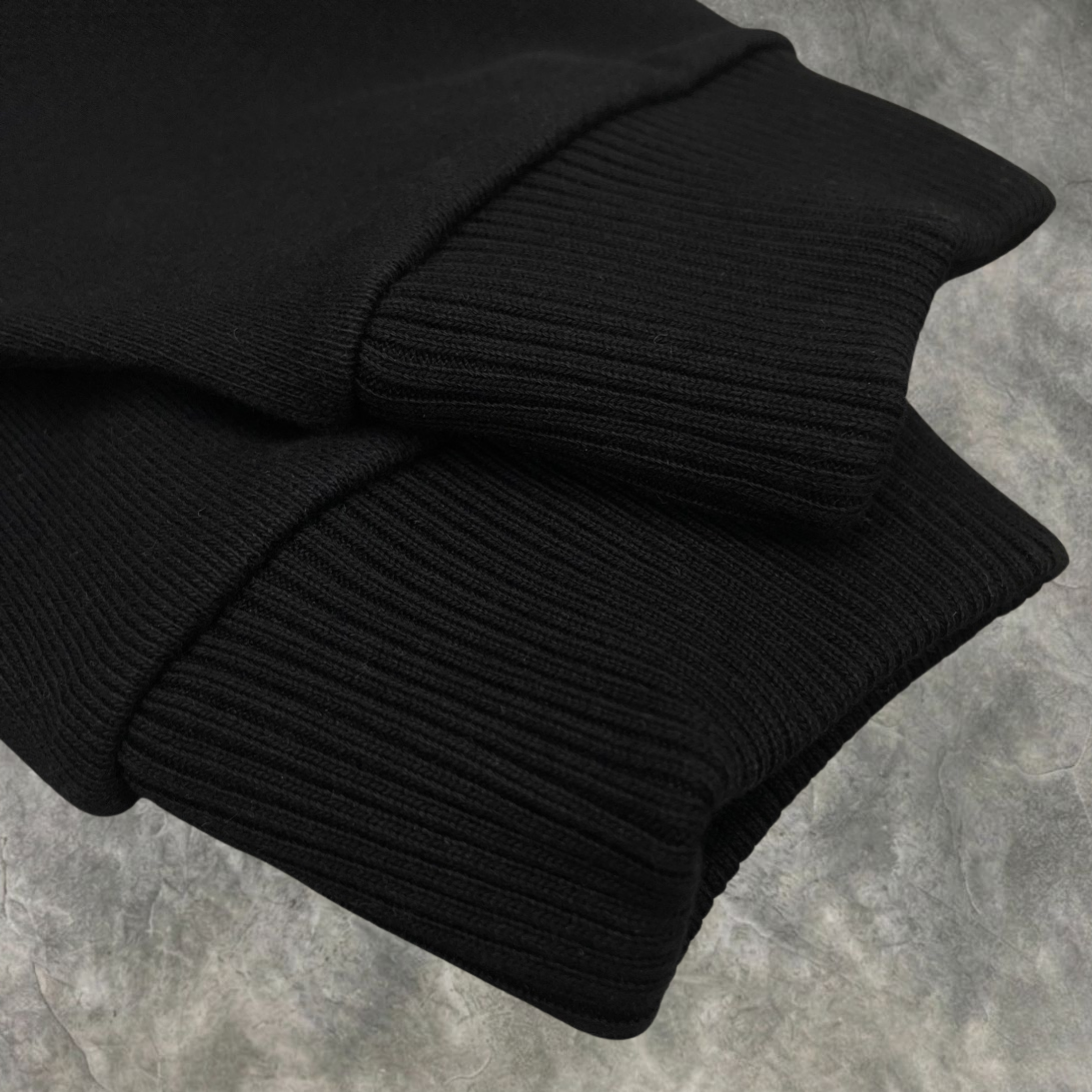 Elvare Club® Sweater