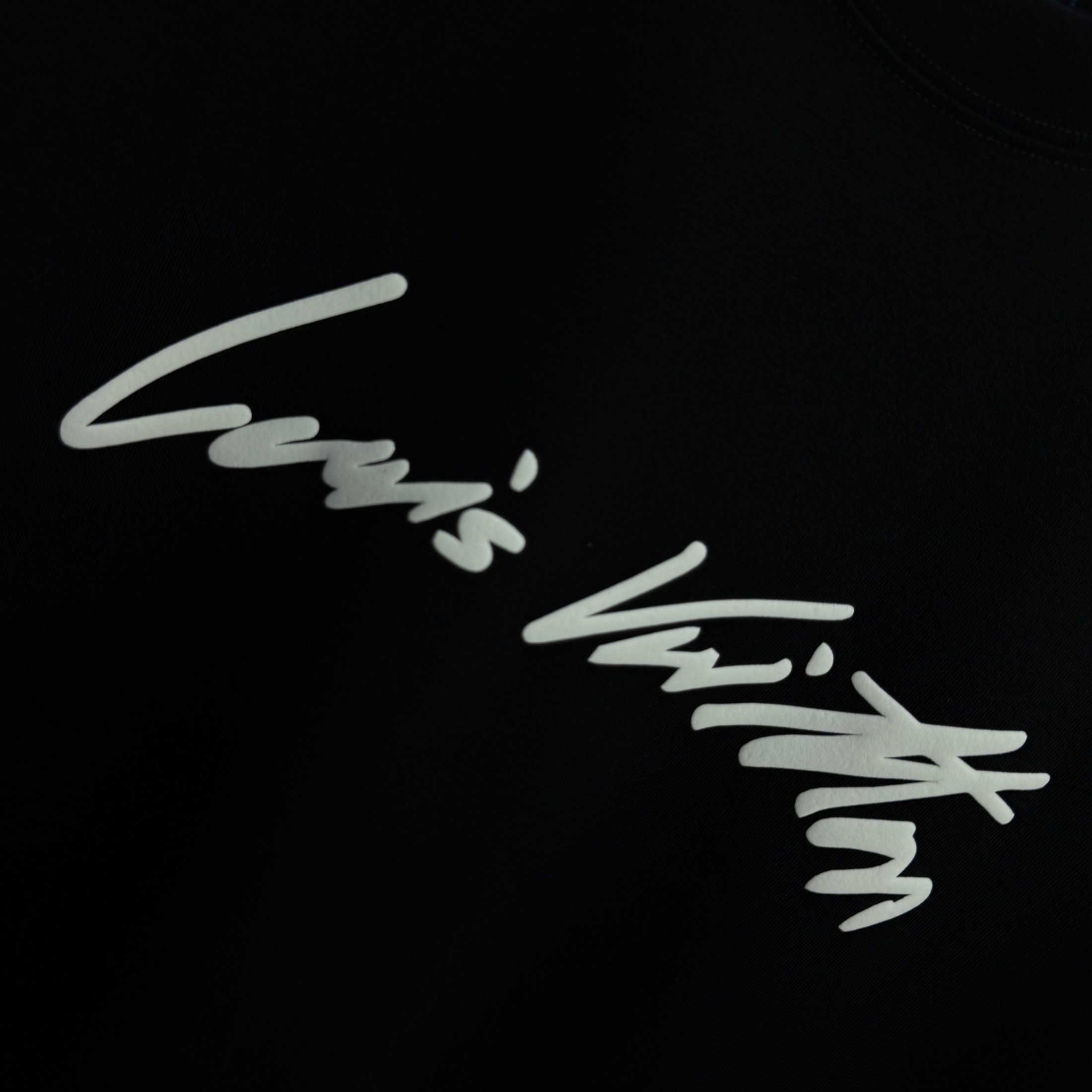 Elvare Club® T-Shirt