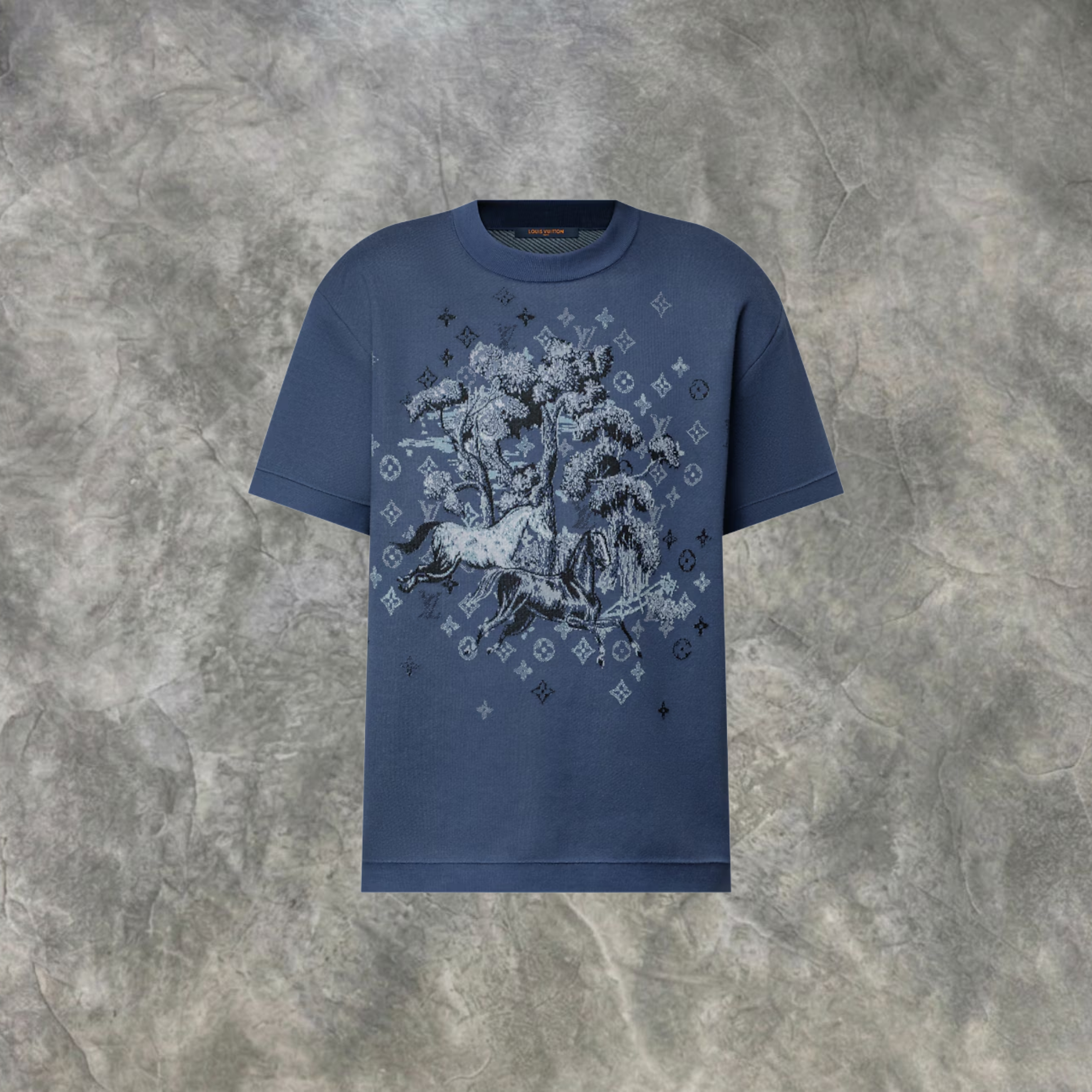 Elvare Club® T-Shirt