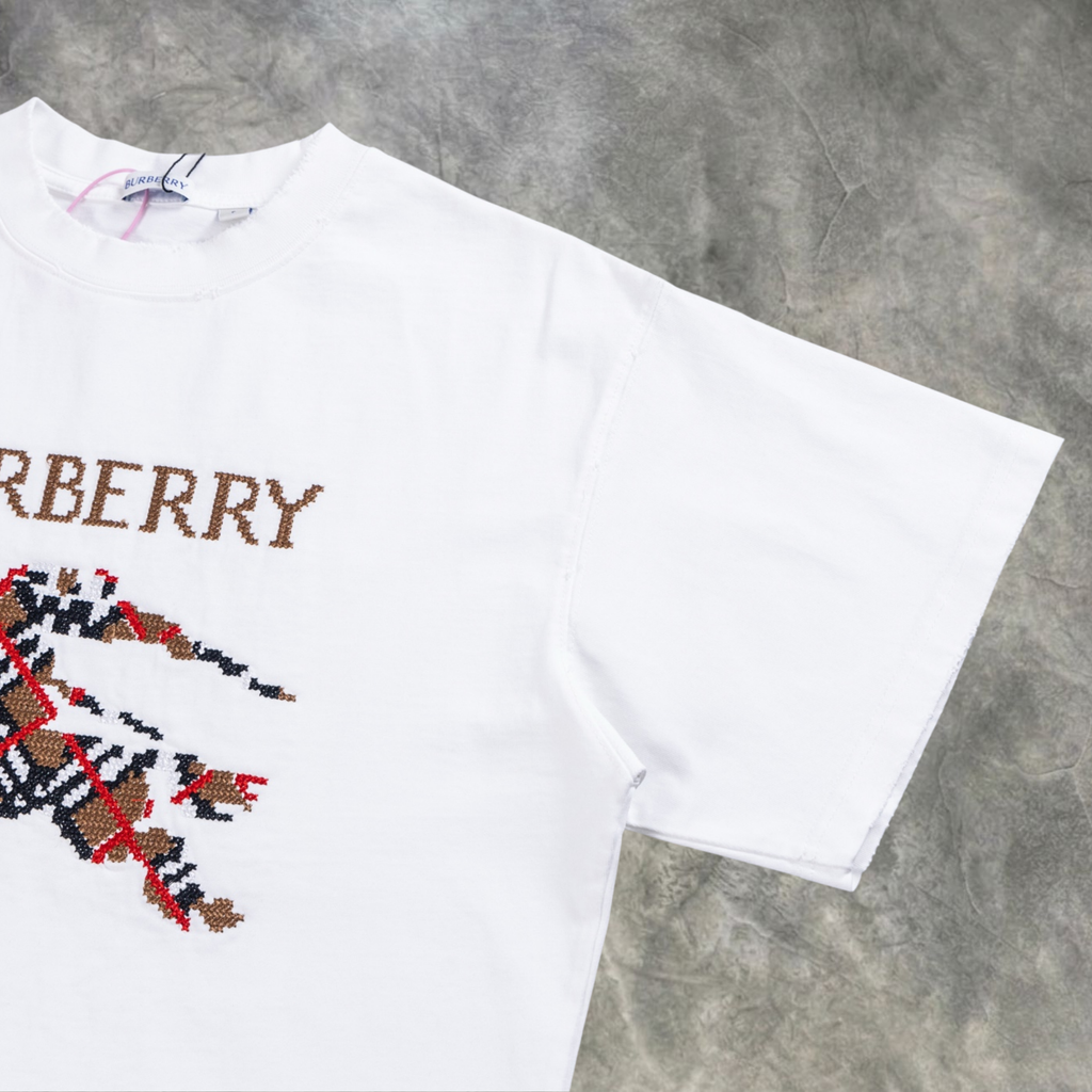 Elvare Club® T-Shirt