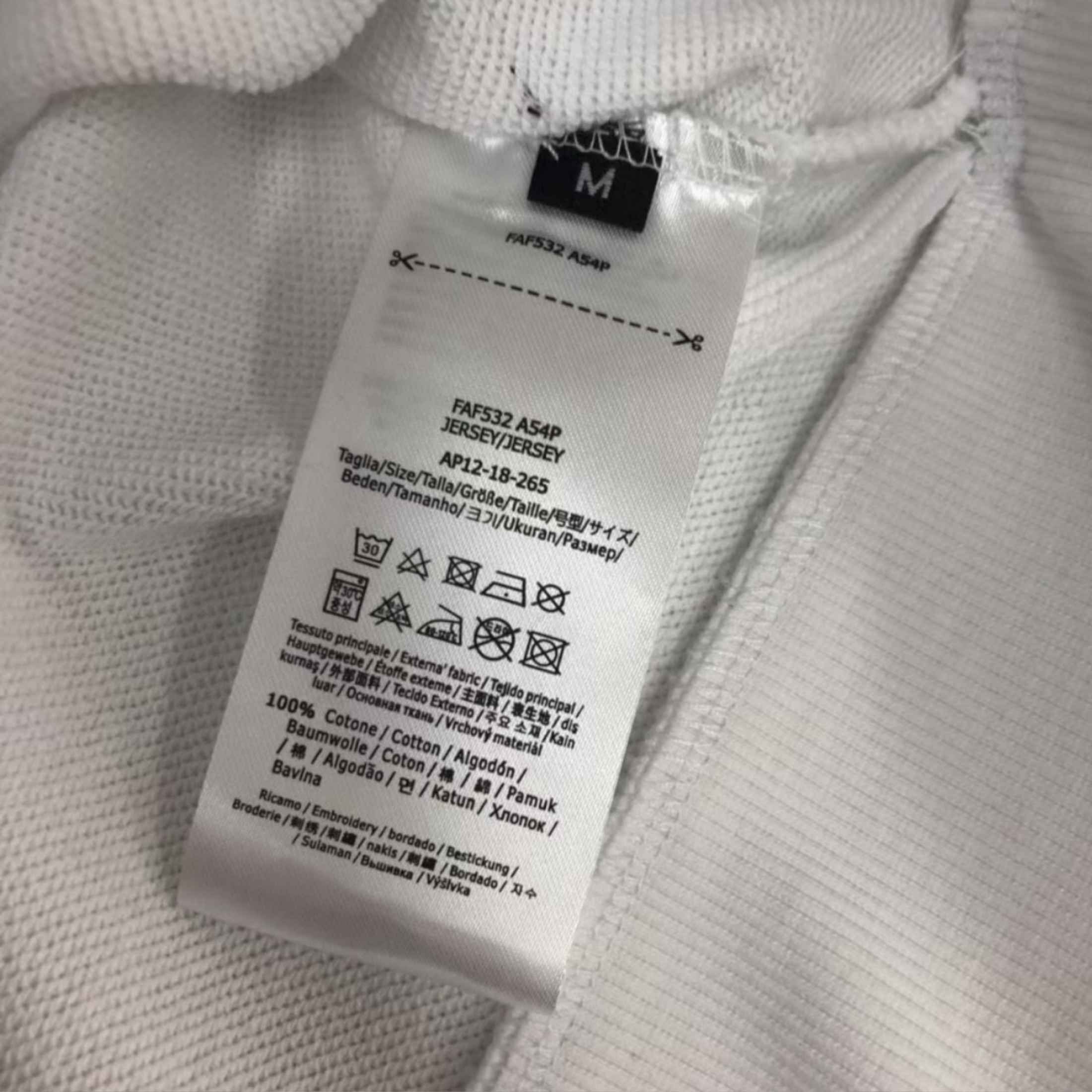 Elvare Club® Sweater
