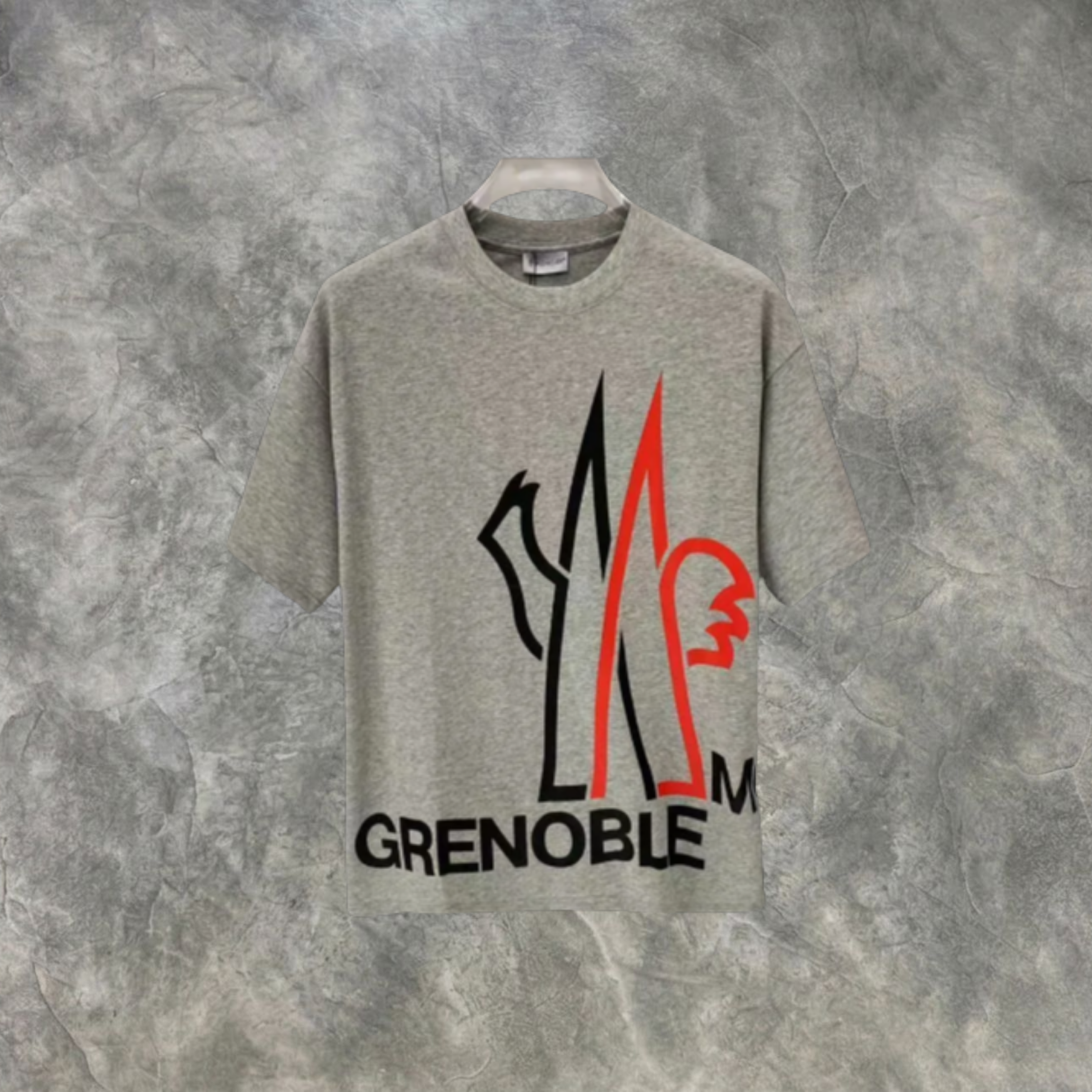Elvare Club® T-Shirt