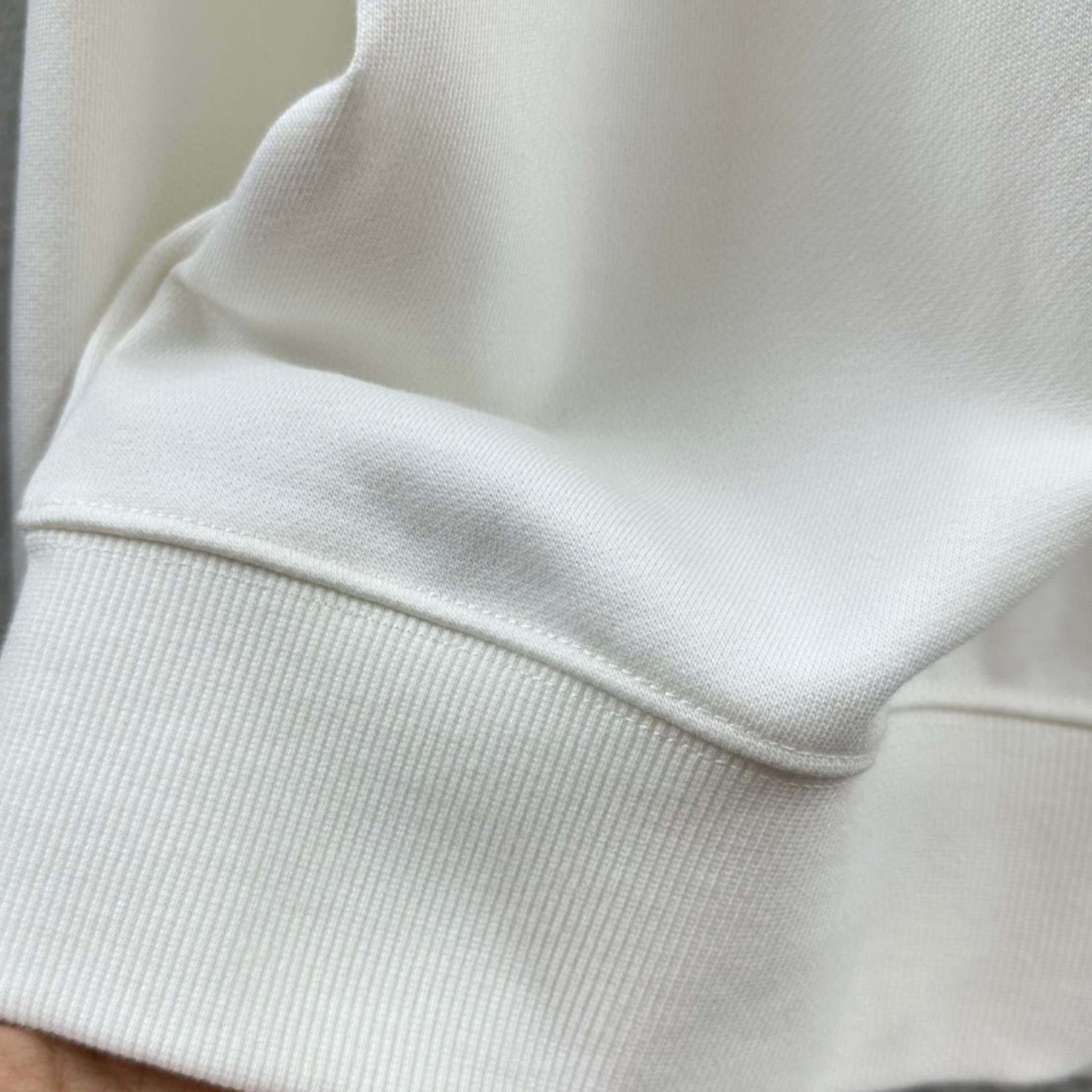 Elvare Club® Sweater