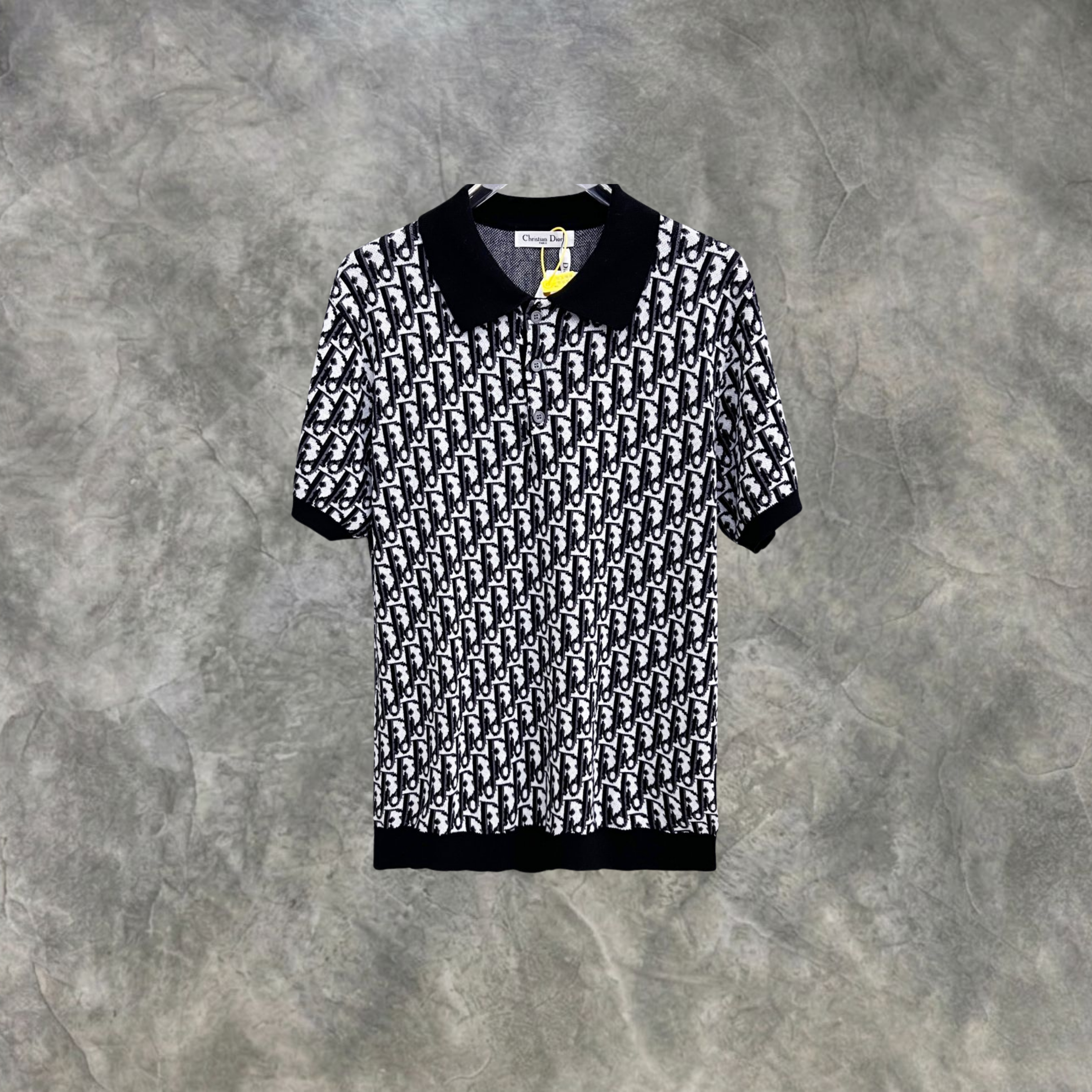 Elvare Club® T-shirt