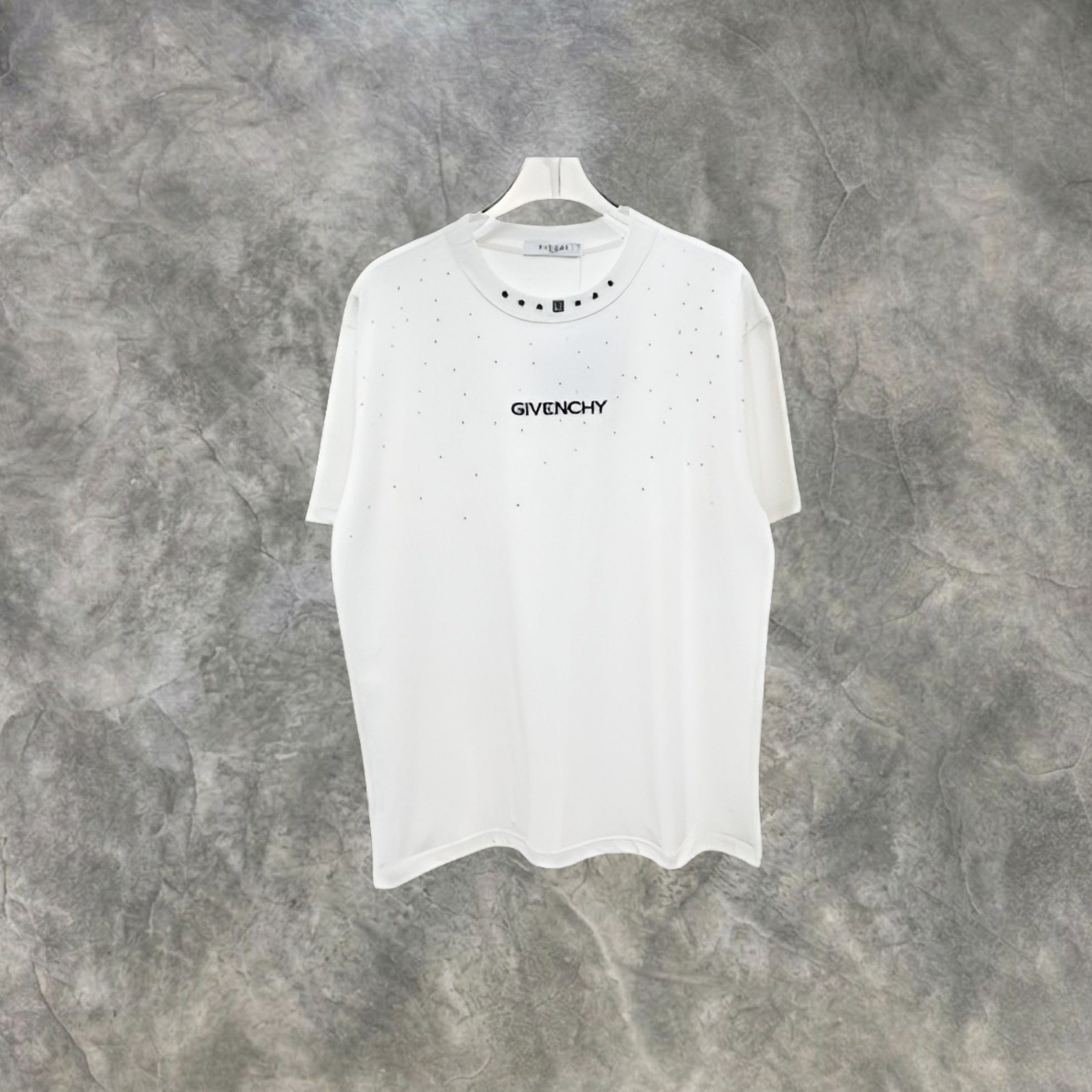 Elvare Club® T-Shirt