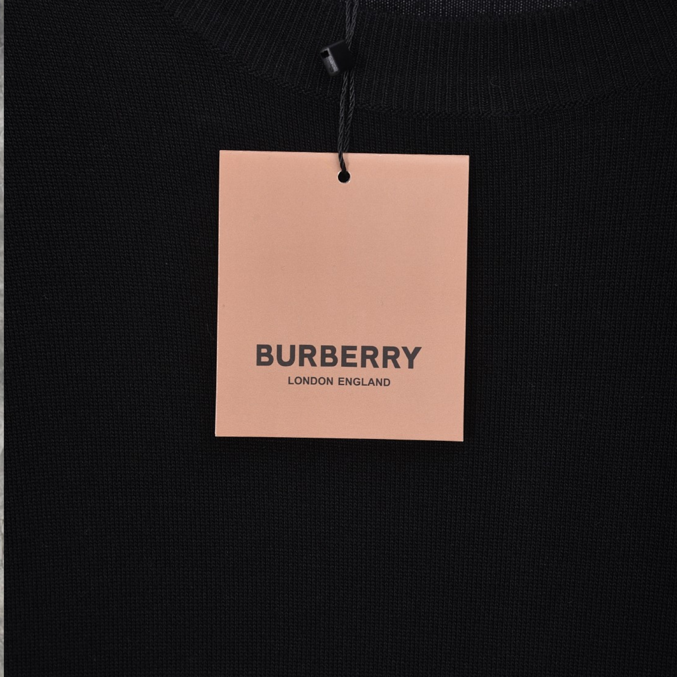 Elvare Club® T-shirt