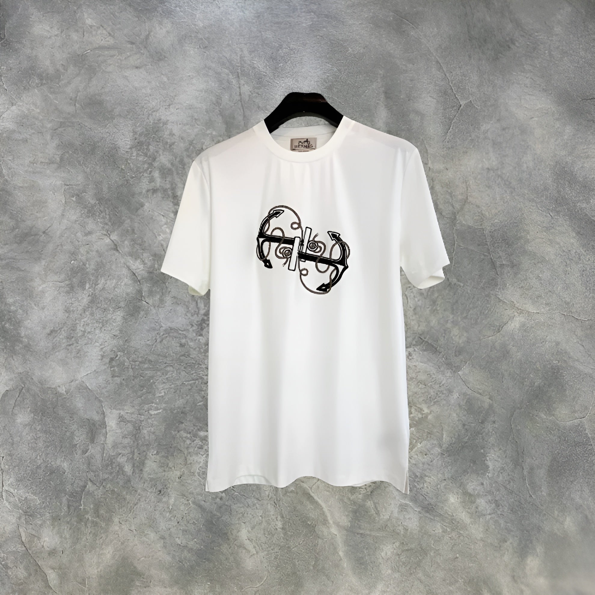 Elvare Club® T-Shirt