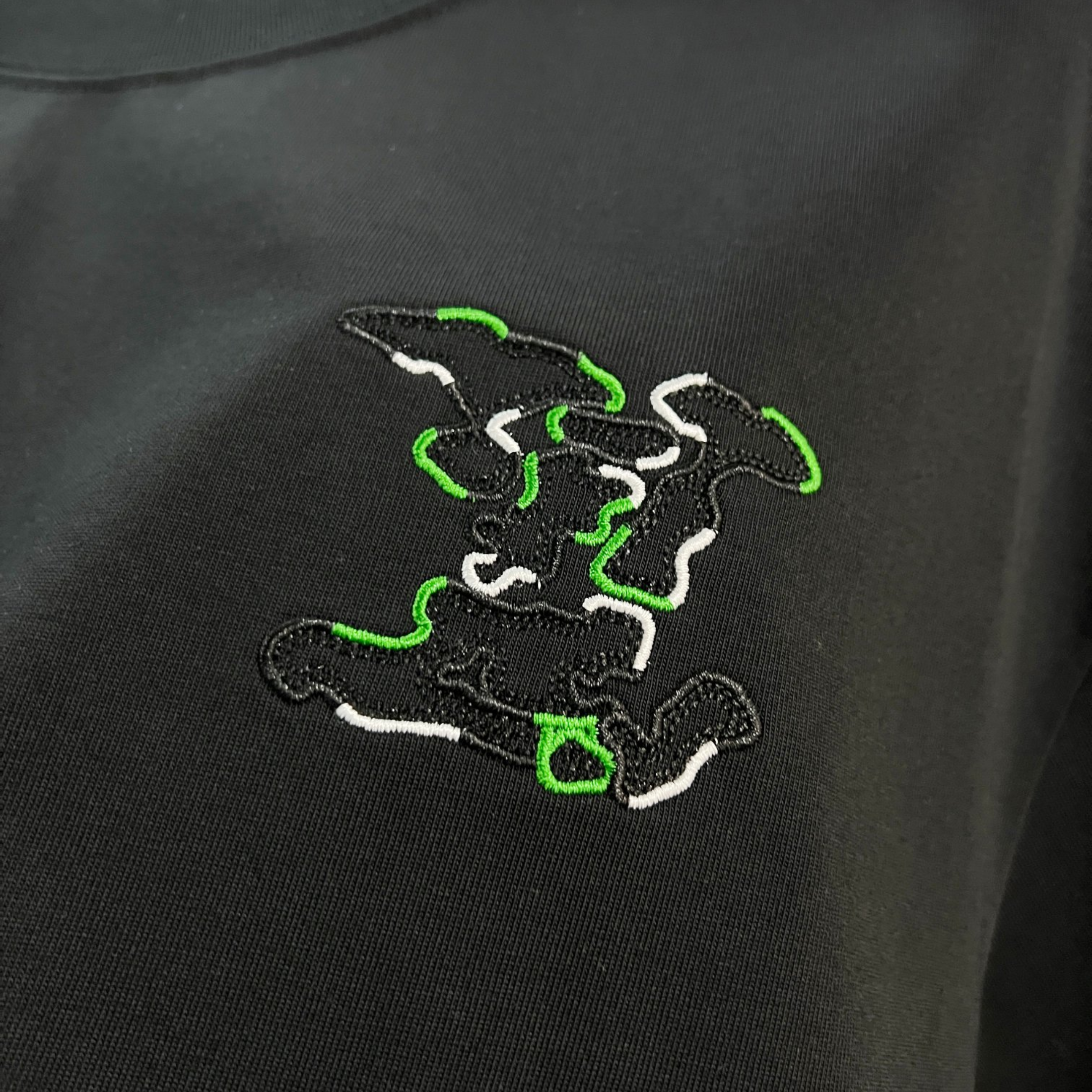 Elvare Club® T-Shirt