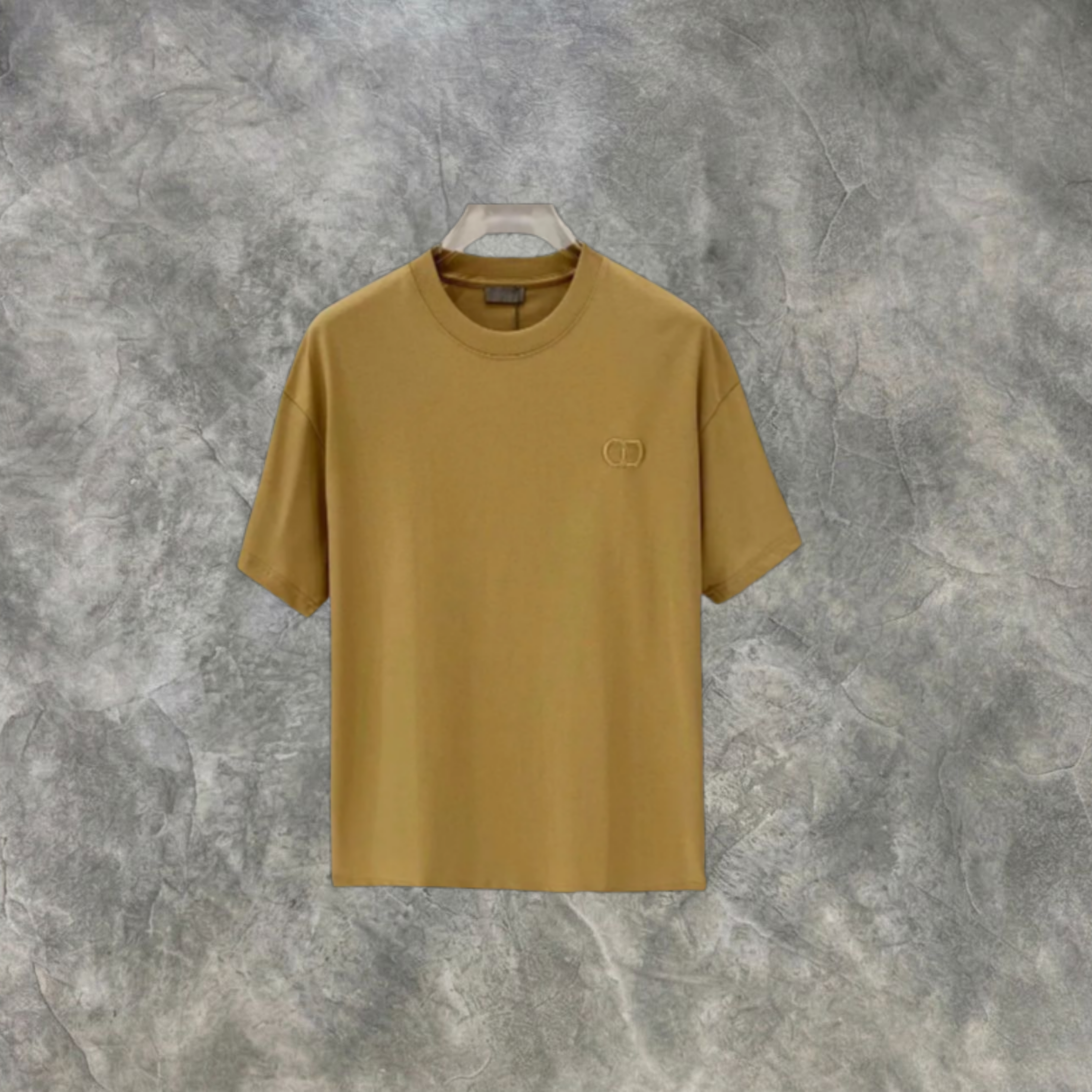 Elvare Club® T-Shirt
