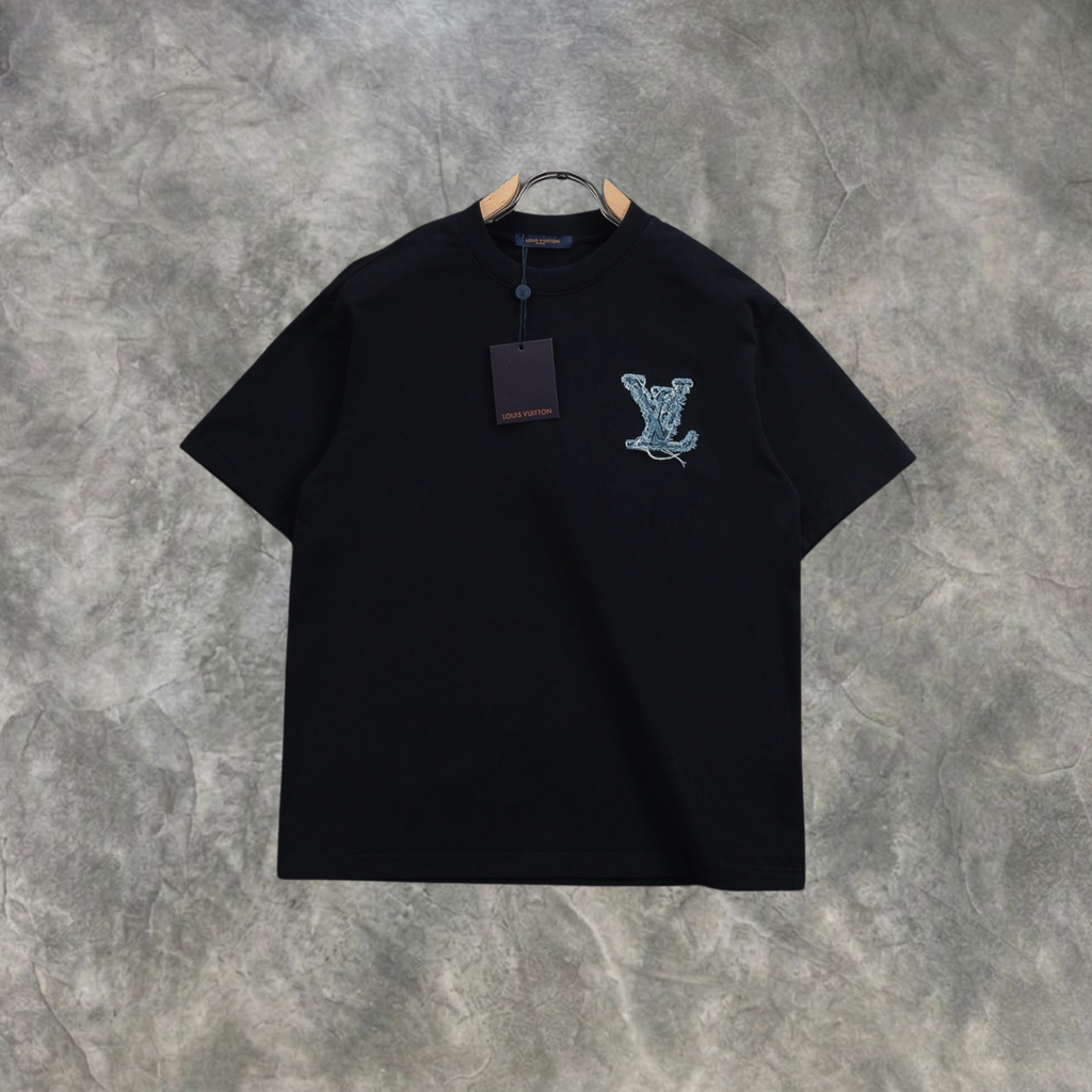 Elvare Club® T-Shirt