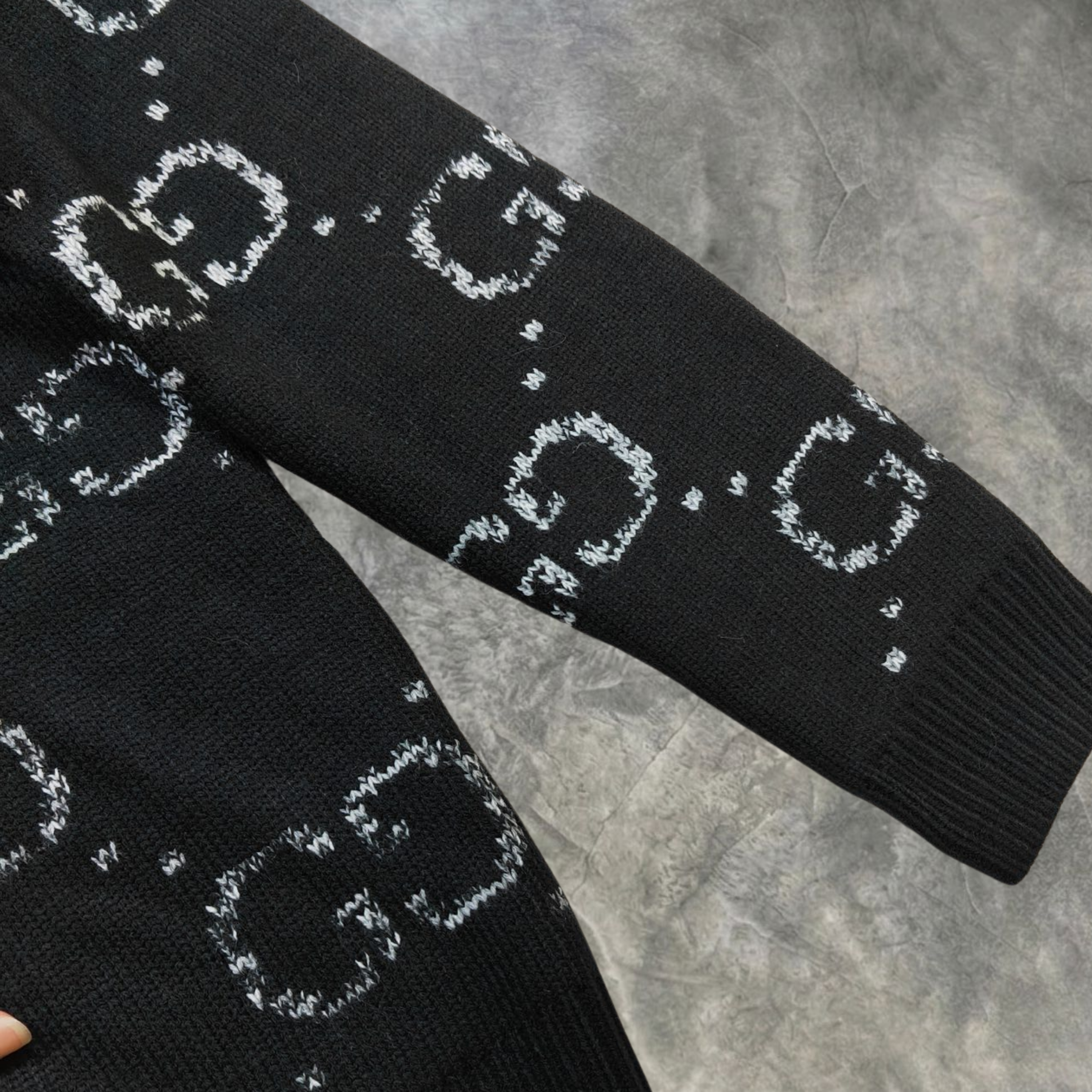 Elvare Club® Sweater