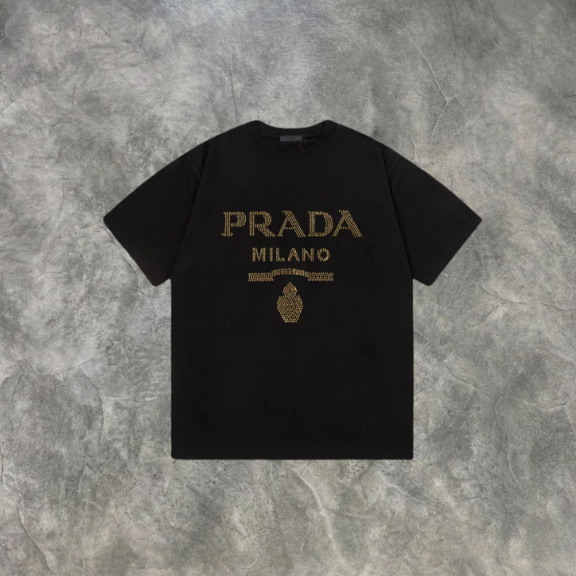 Elvare Club® T-Shirt
