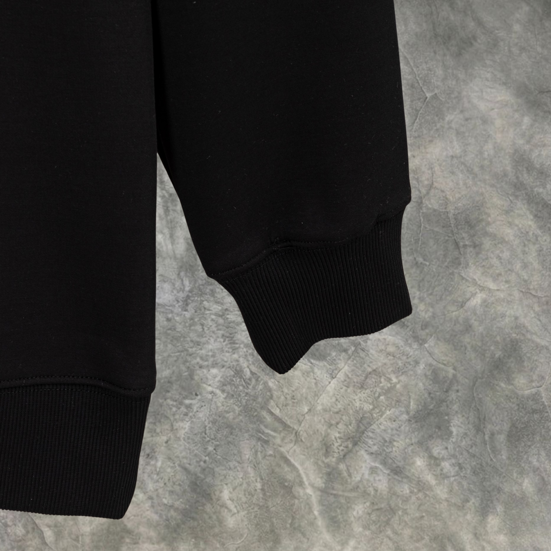 Elvare Club® Sweater