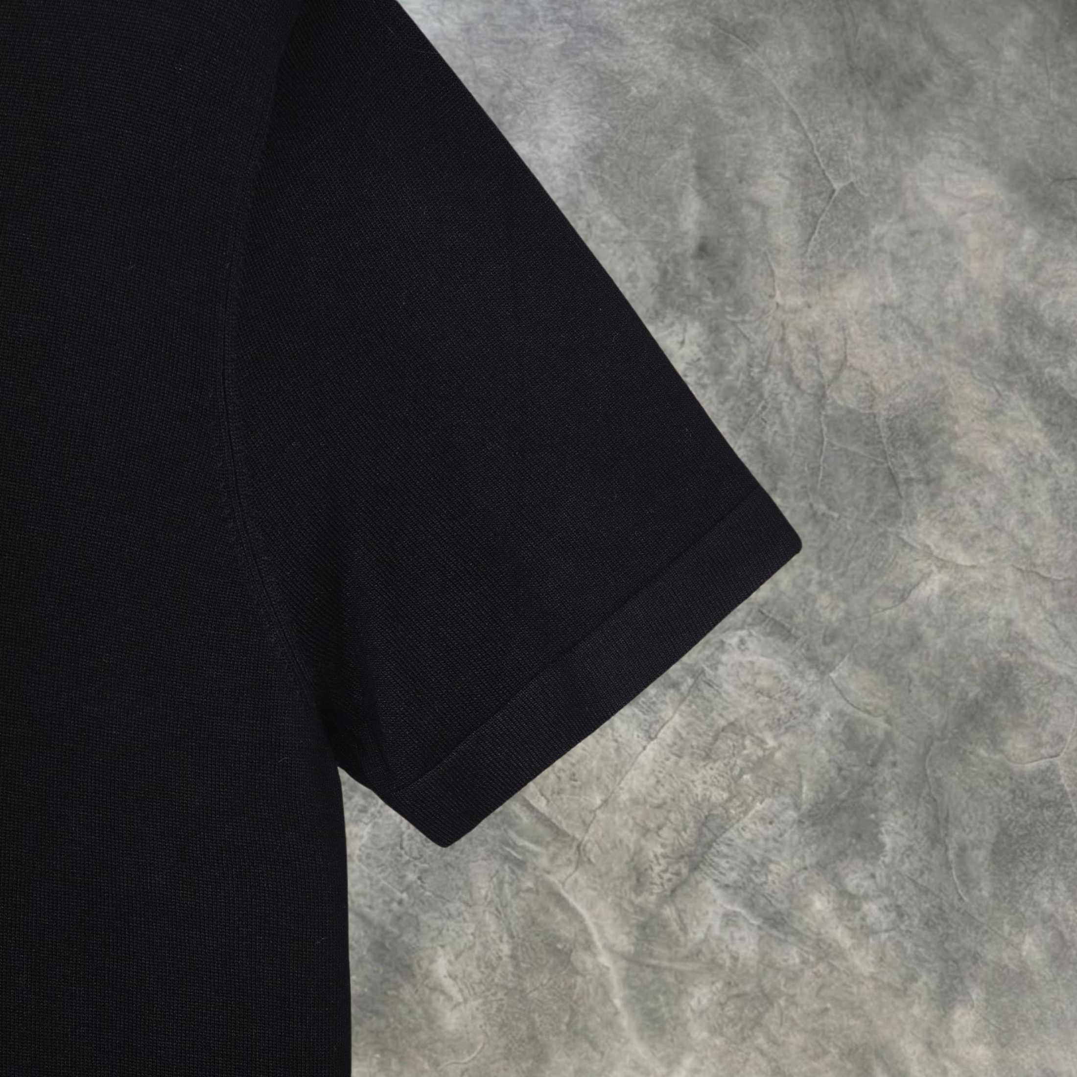 Elvare Club® T-shirt