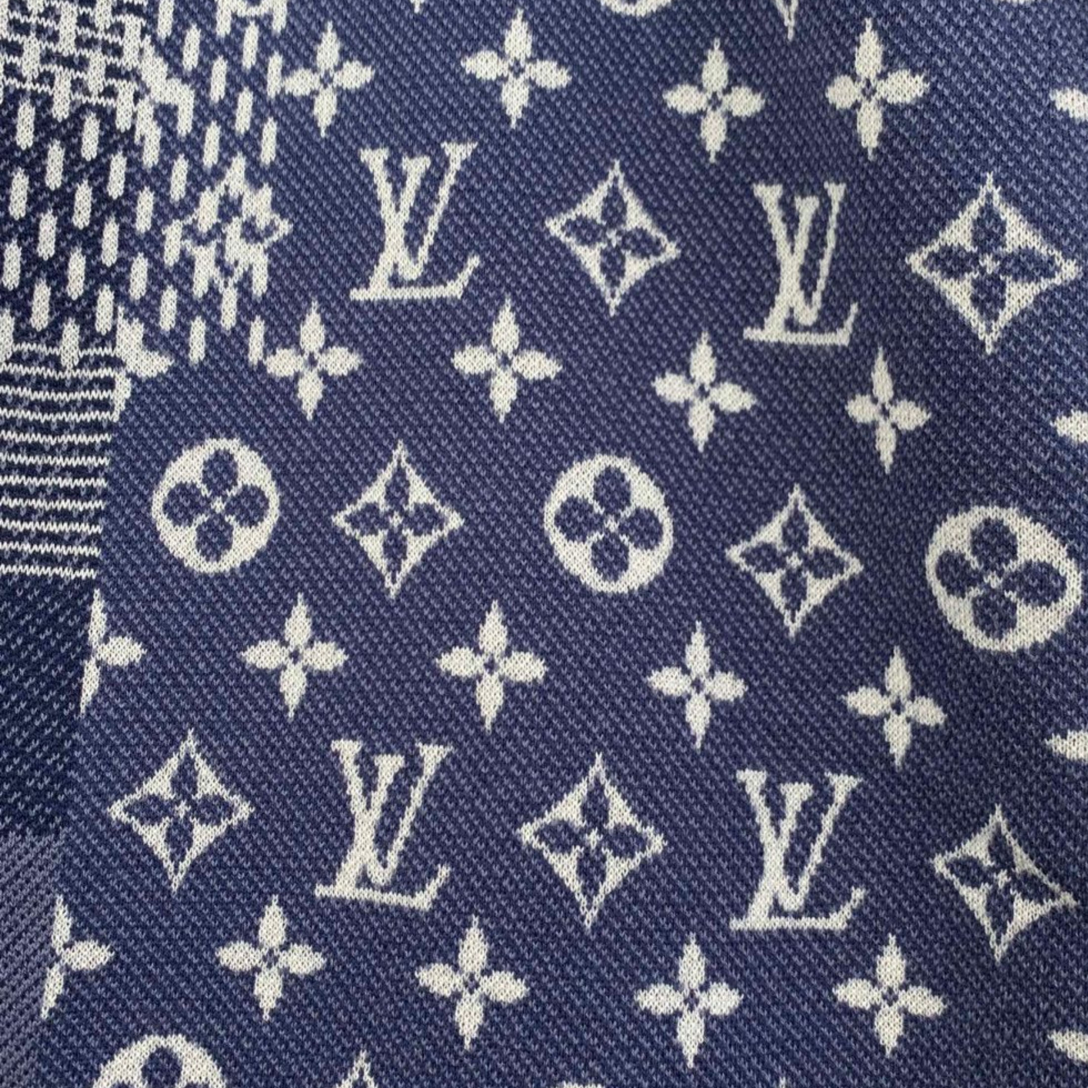 Elvare Club® T-Shirt