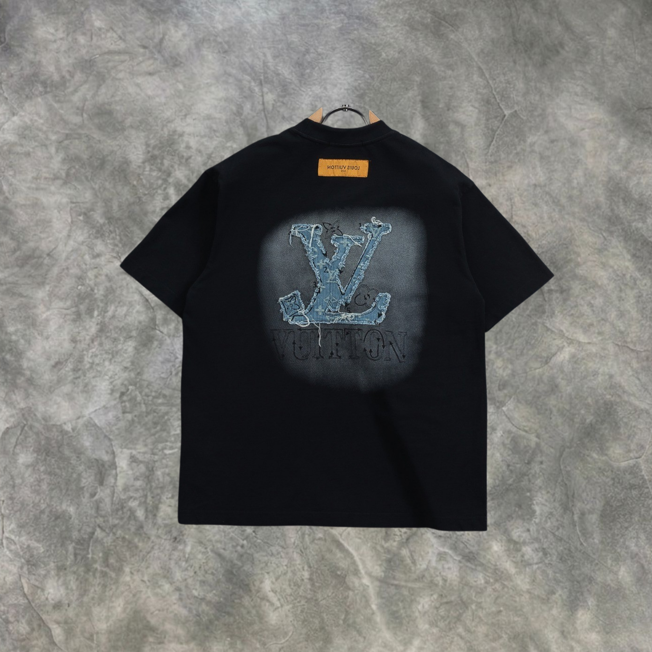 Elvare Club® T-Shirt