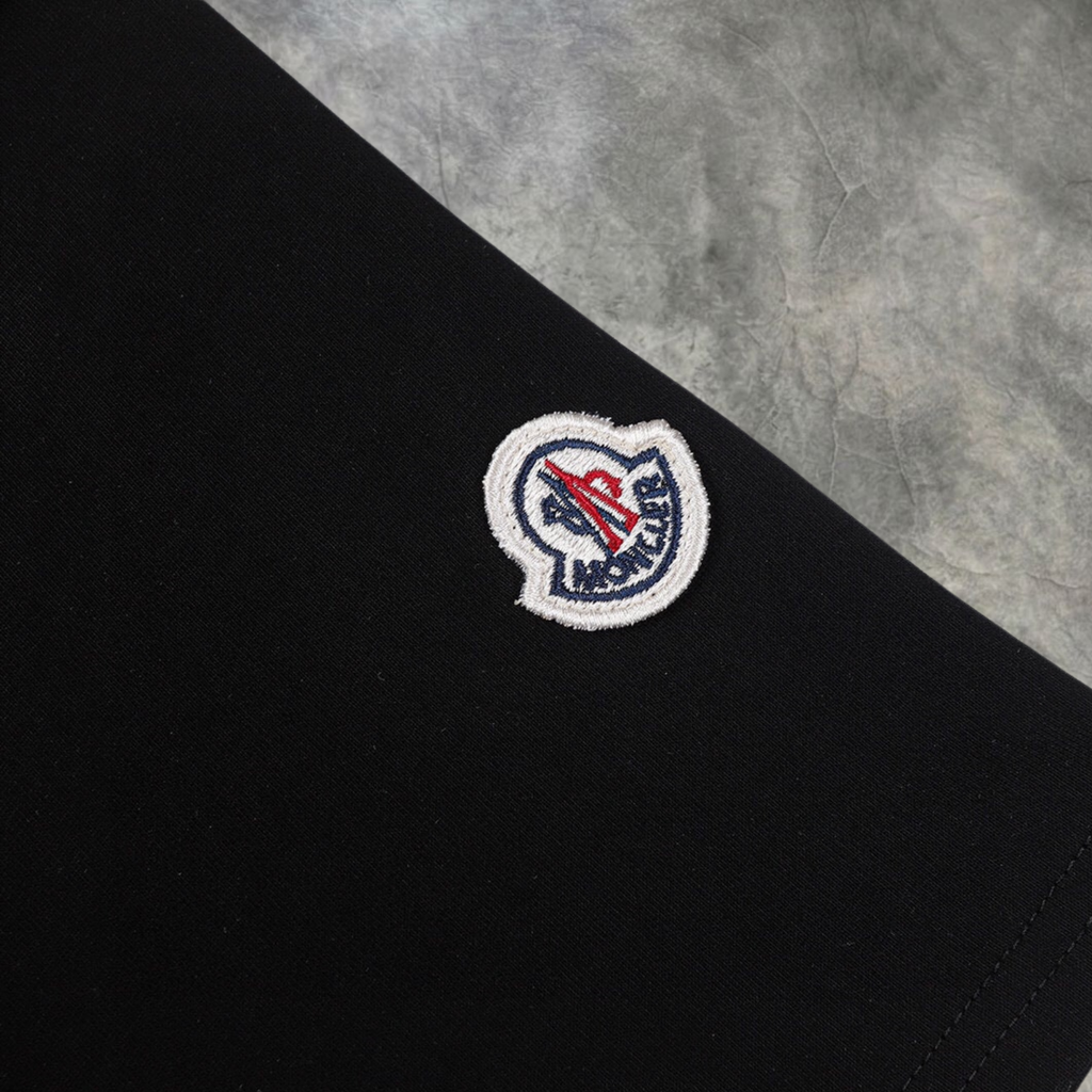 Elvare Club®  T-Shirts