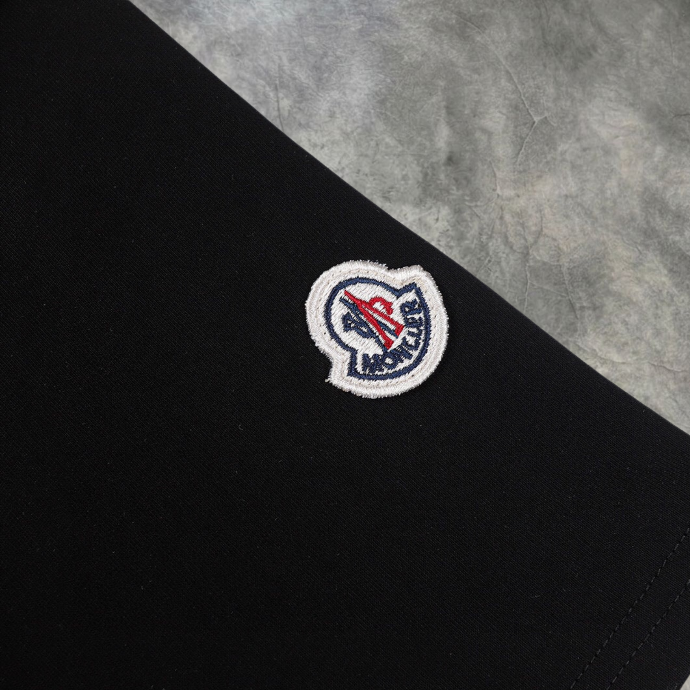 Elvare Club®  T-Shirts