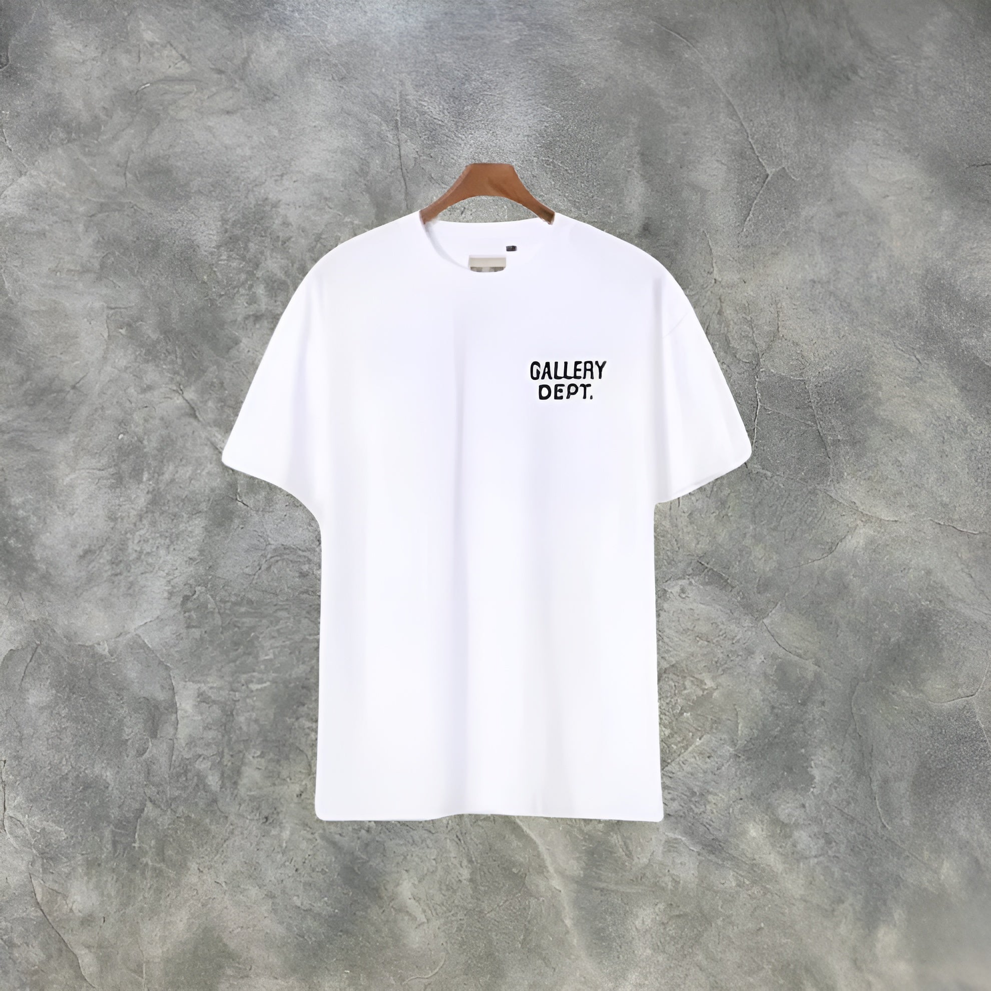 Elvare Club® T-Shirt