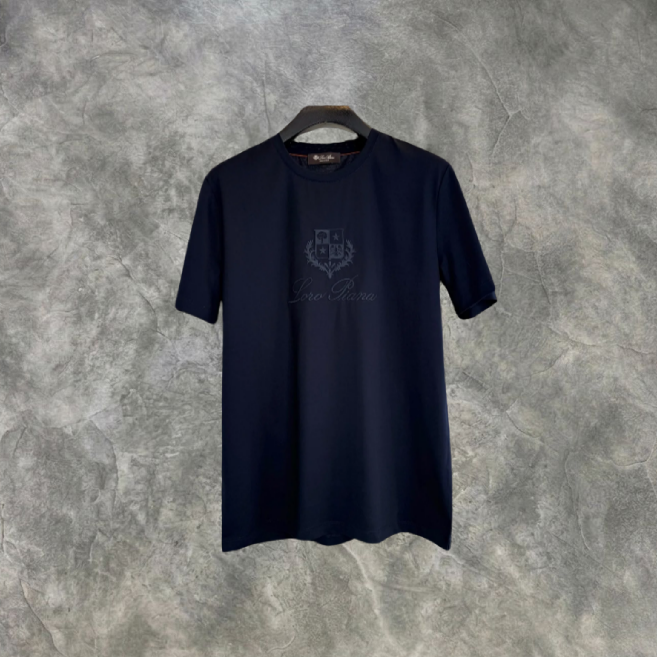 Elvare Club® T-Shirt