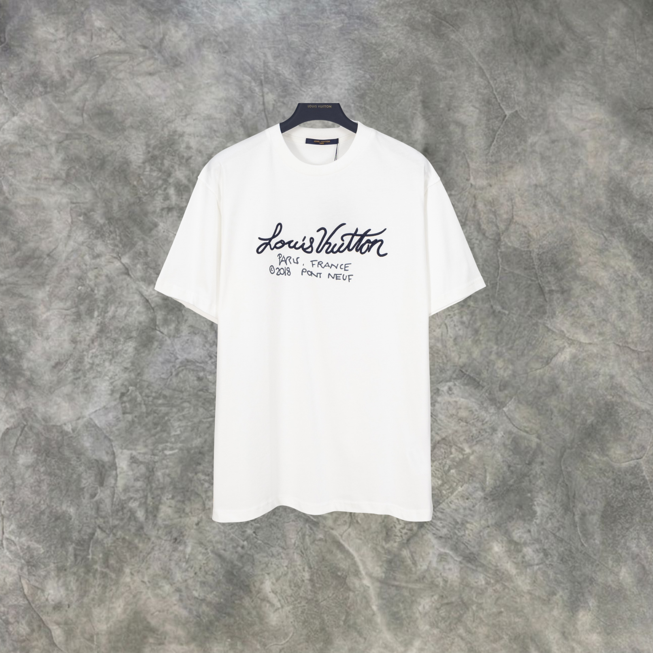 Elvare Club® T-shirt