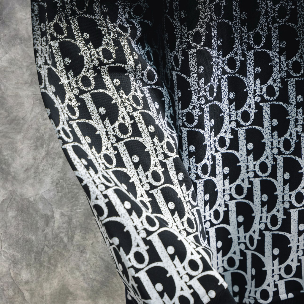 Elvare Club® Sweater