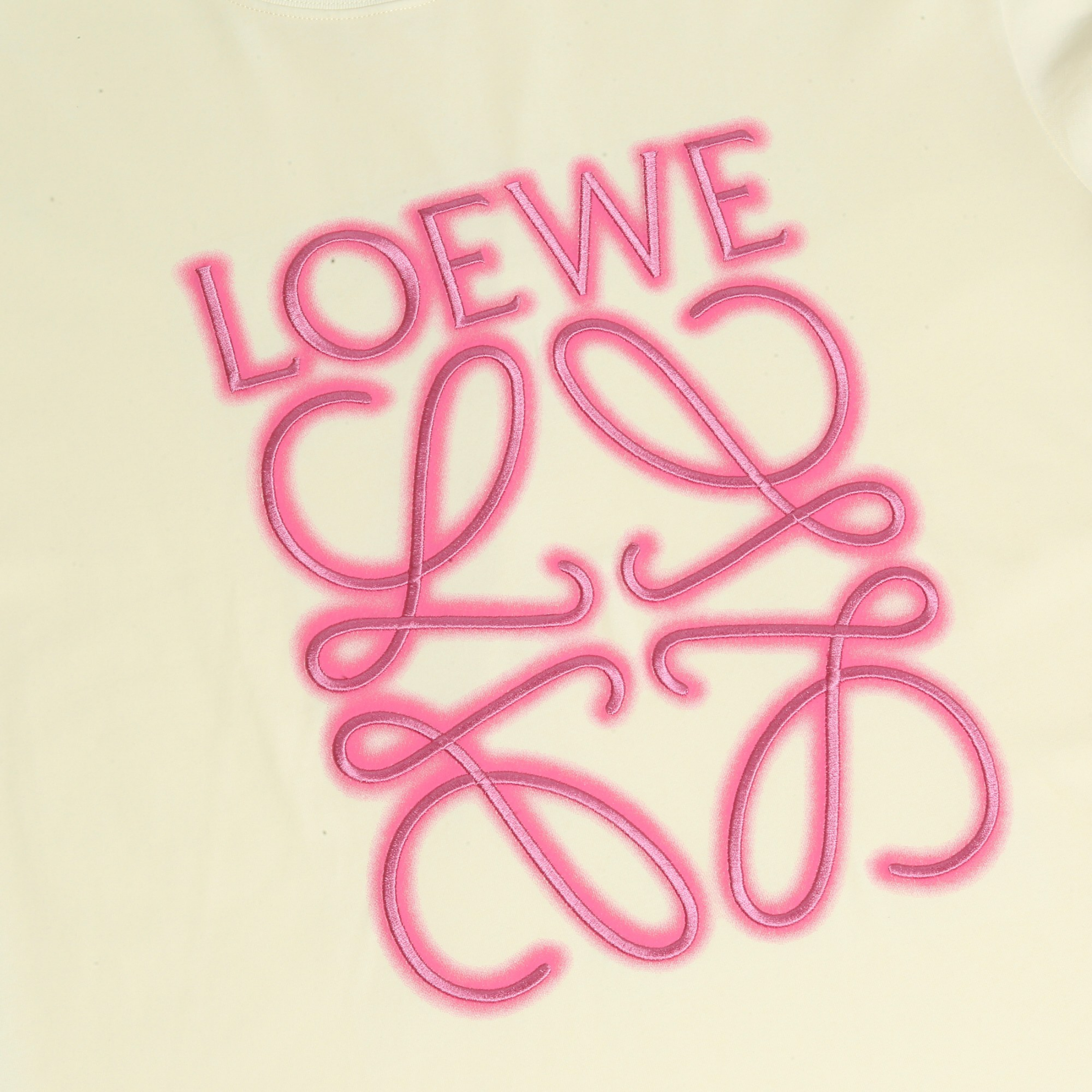 Elvare Club® T-Shirt