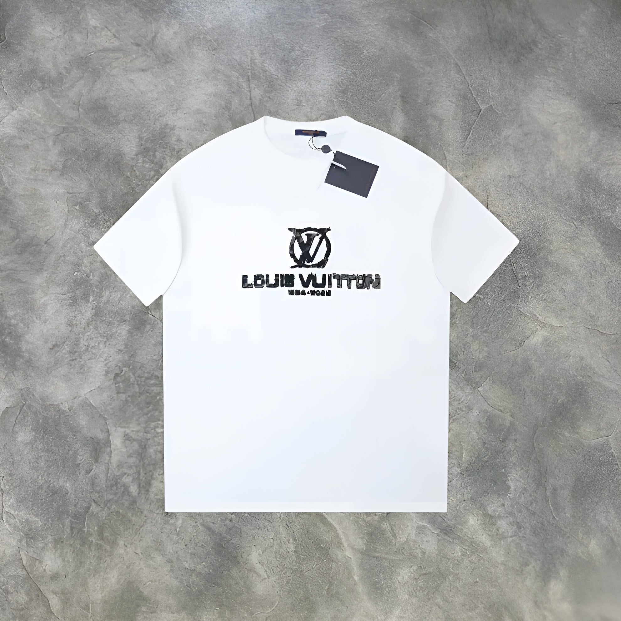 Elvare Club® T-Shirt