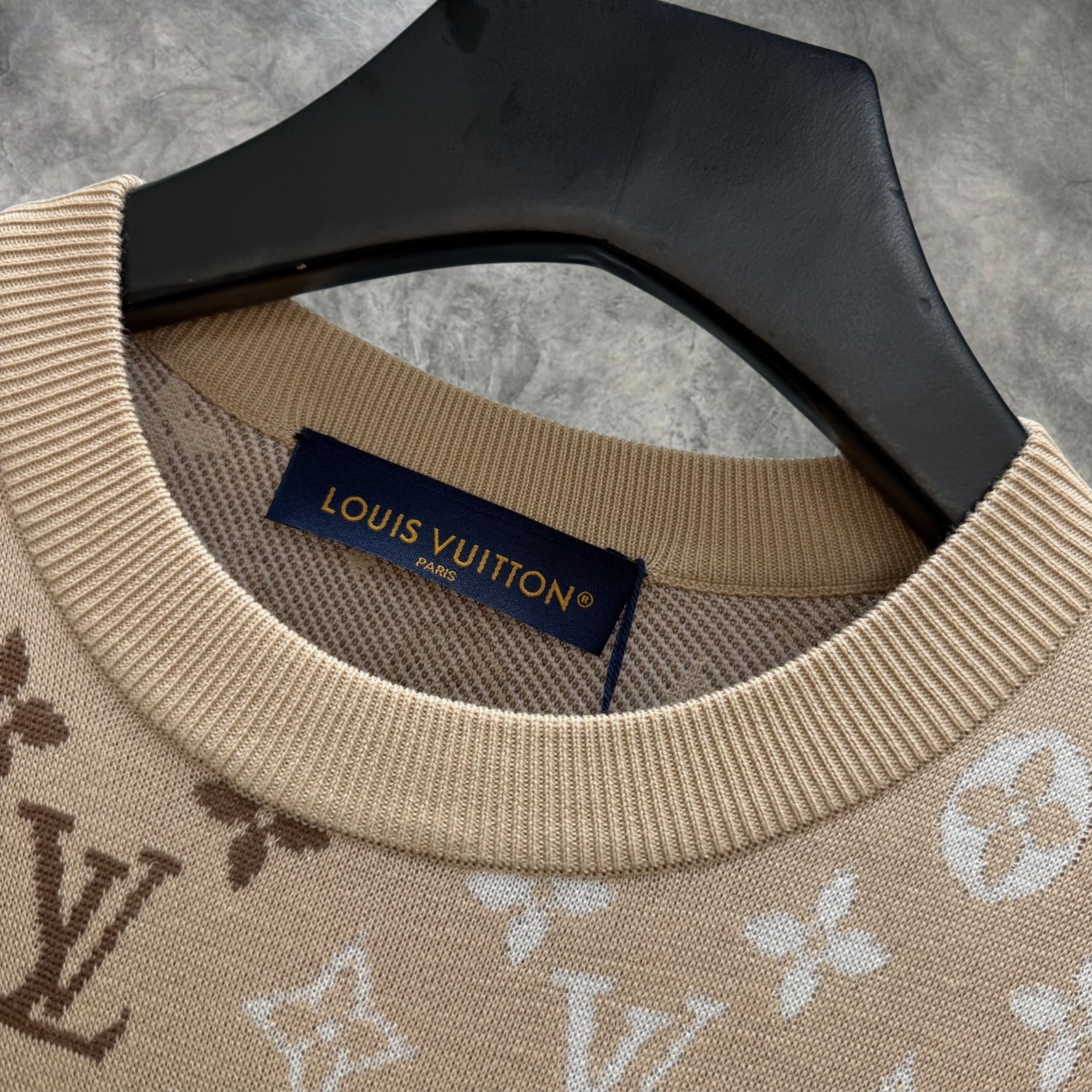 Elvare Club® T-shirt
