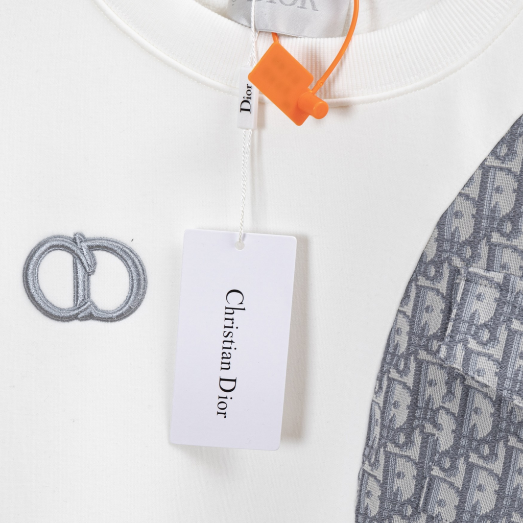 Elvare Club® Sweater