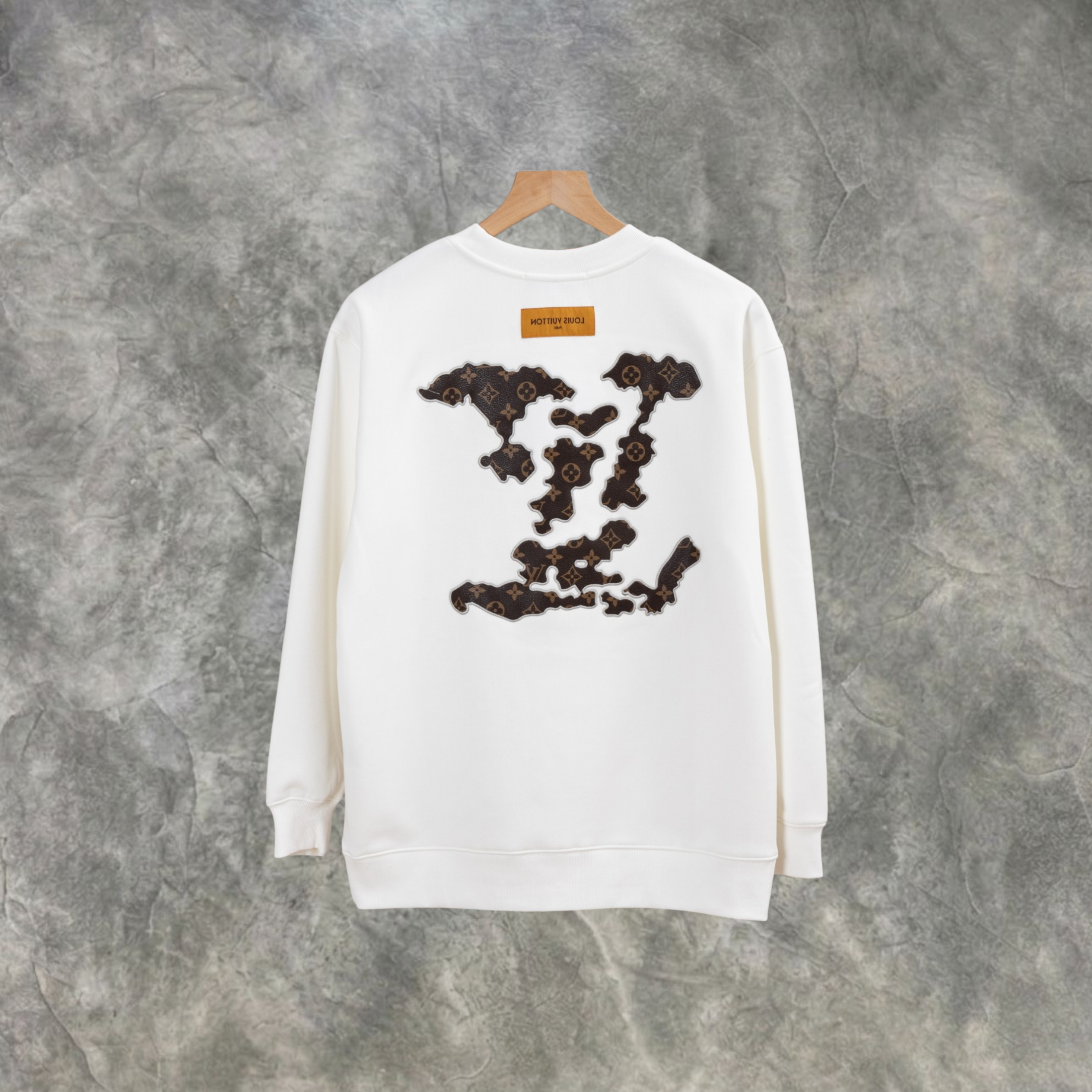 Elvare Club® Sweater